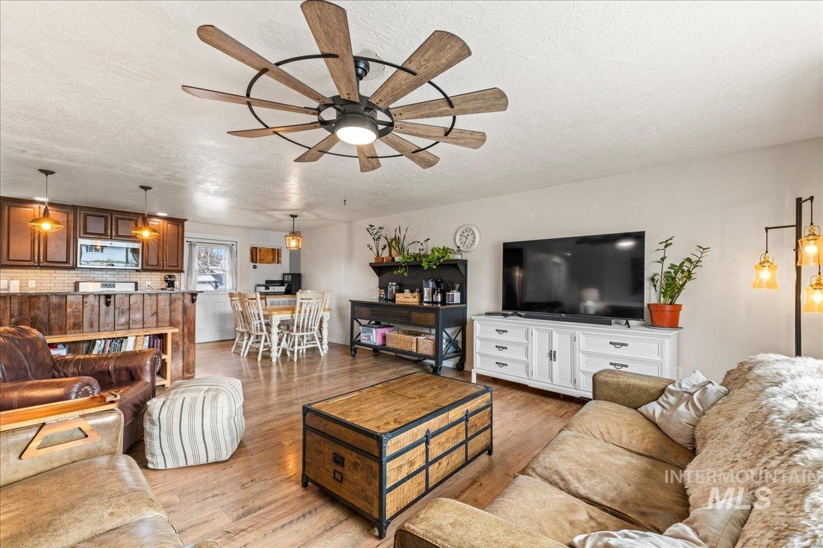 2319 Polk St, Caldwell, Idaho 83605, 4 Bedrooms, 2 Bathrooms, Residential For Sale, Price $350,000, 99001240