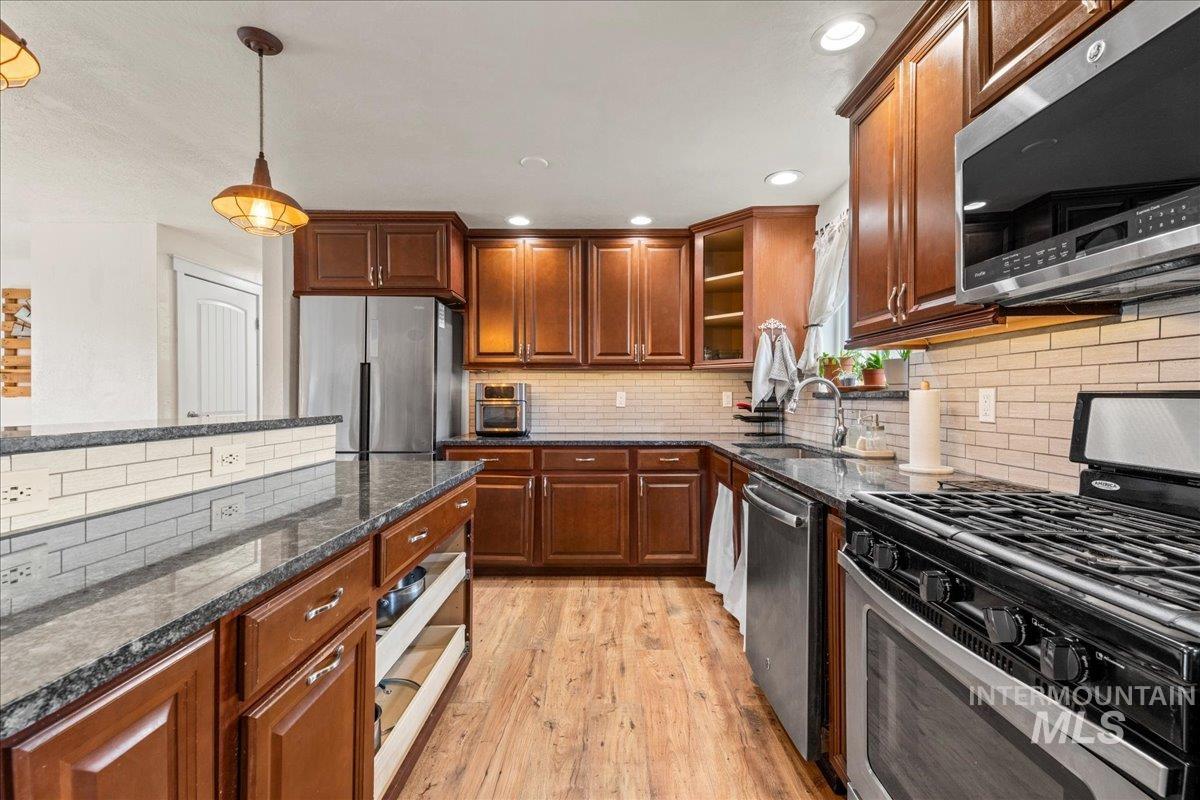 2319 Polk St, Caldwell, Idaho 83605, 4 Bedrooms, 2 Bathrooms, Residential For Sale, Price $350,000, 99001240