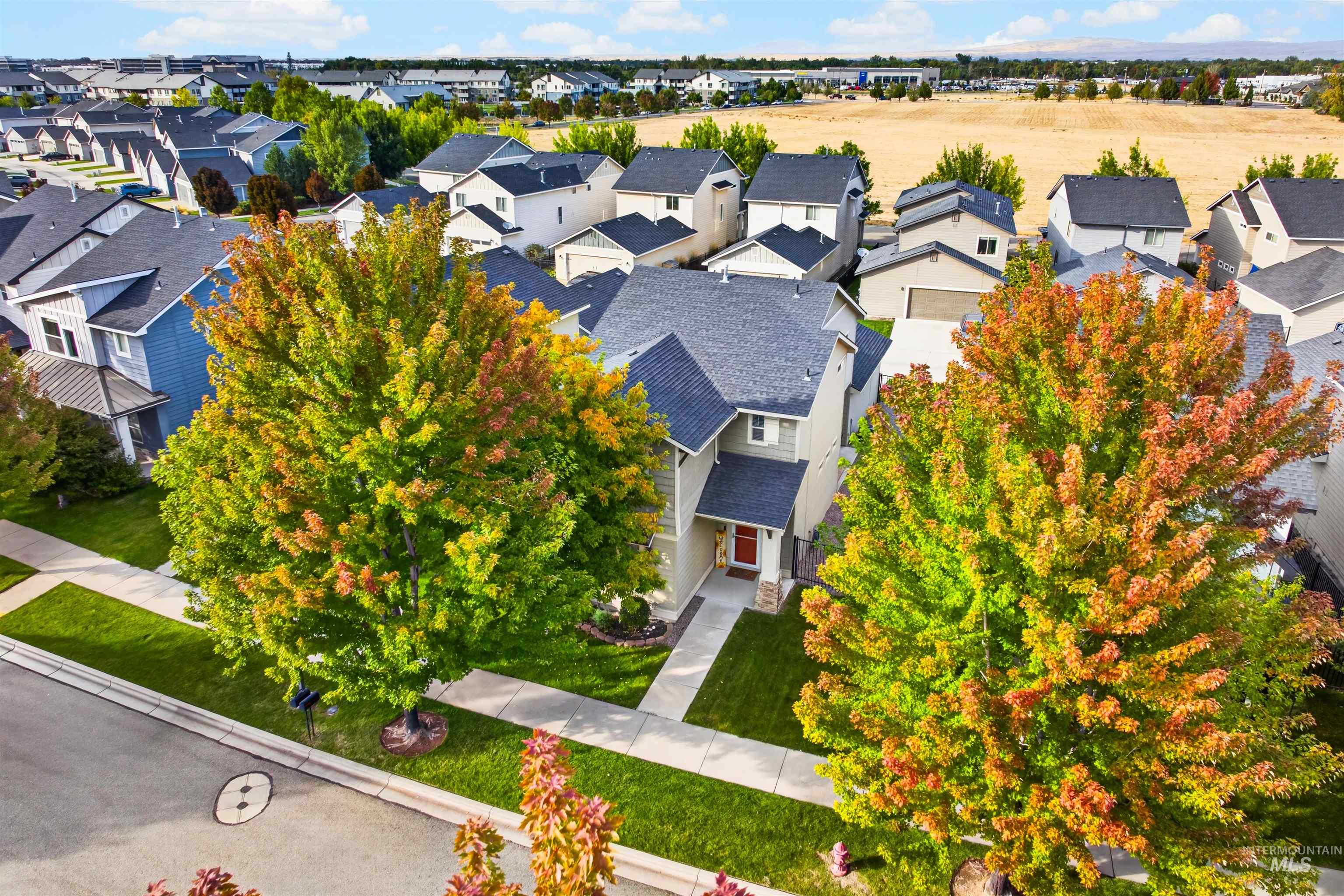 1802 W Heavy Timber Dr, Meridian, Idaho 83642, 3 Bedrooms, 2.5 Bathrooms, Residential For Sale, Price $454,900, 99001241