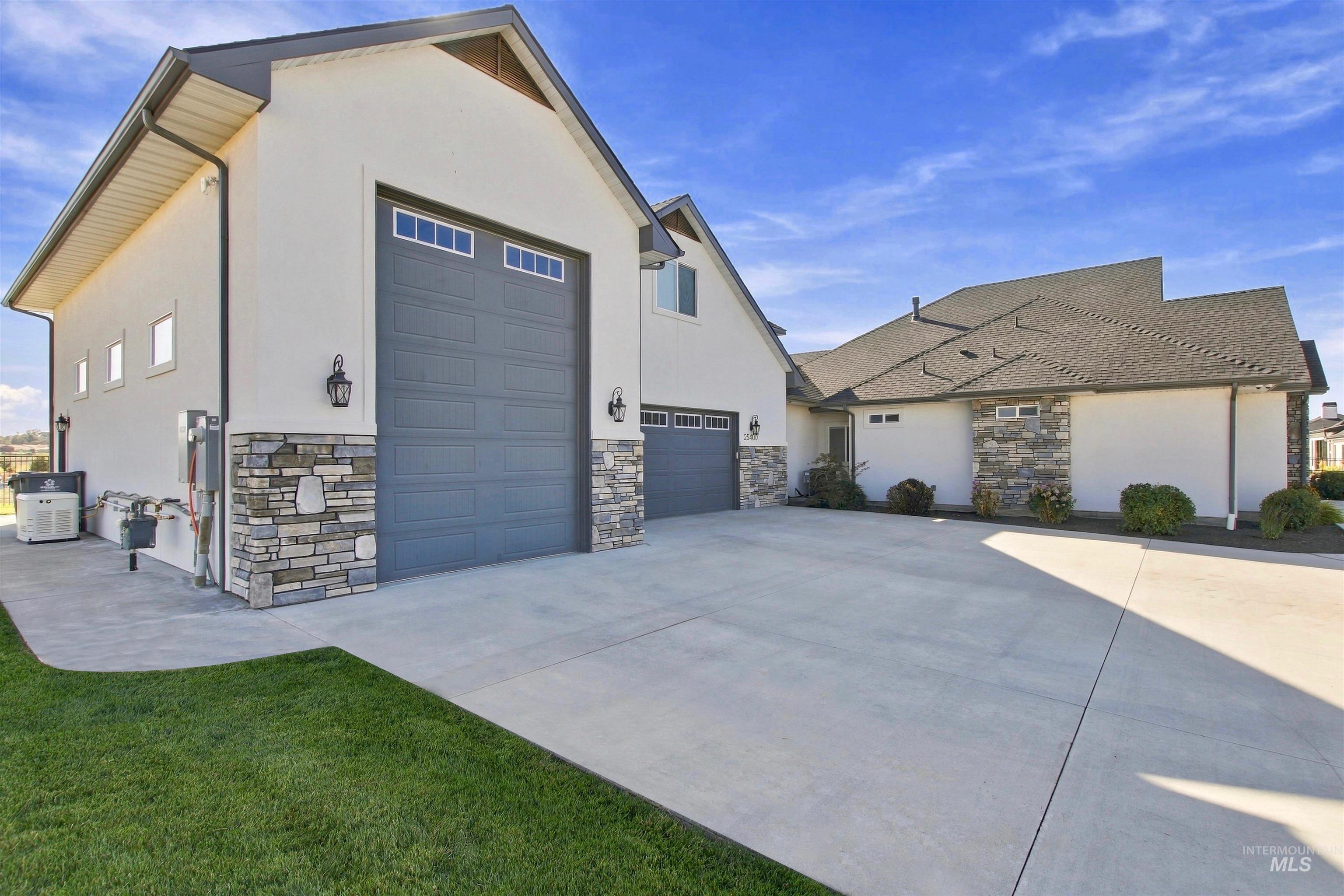 25400 Havard Oak Pl, Caldwell, Idaho 83607, 4 Bedrooms, 4 Bathrooms, Residential For Sale, Price $1,350,000, 99001242