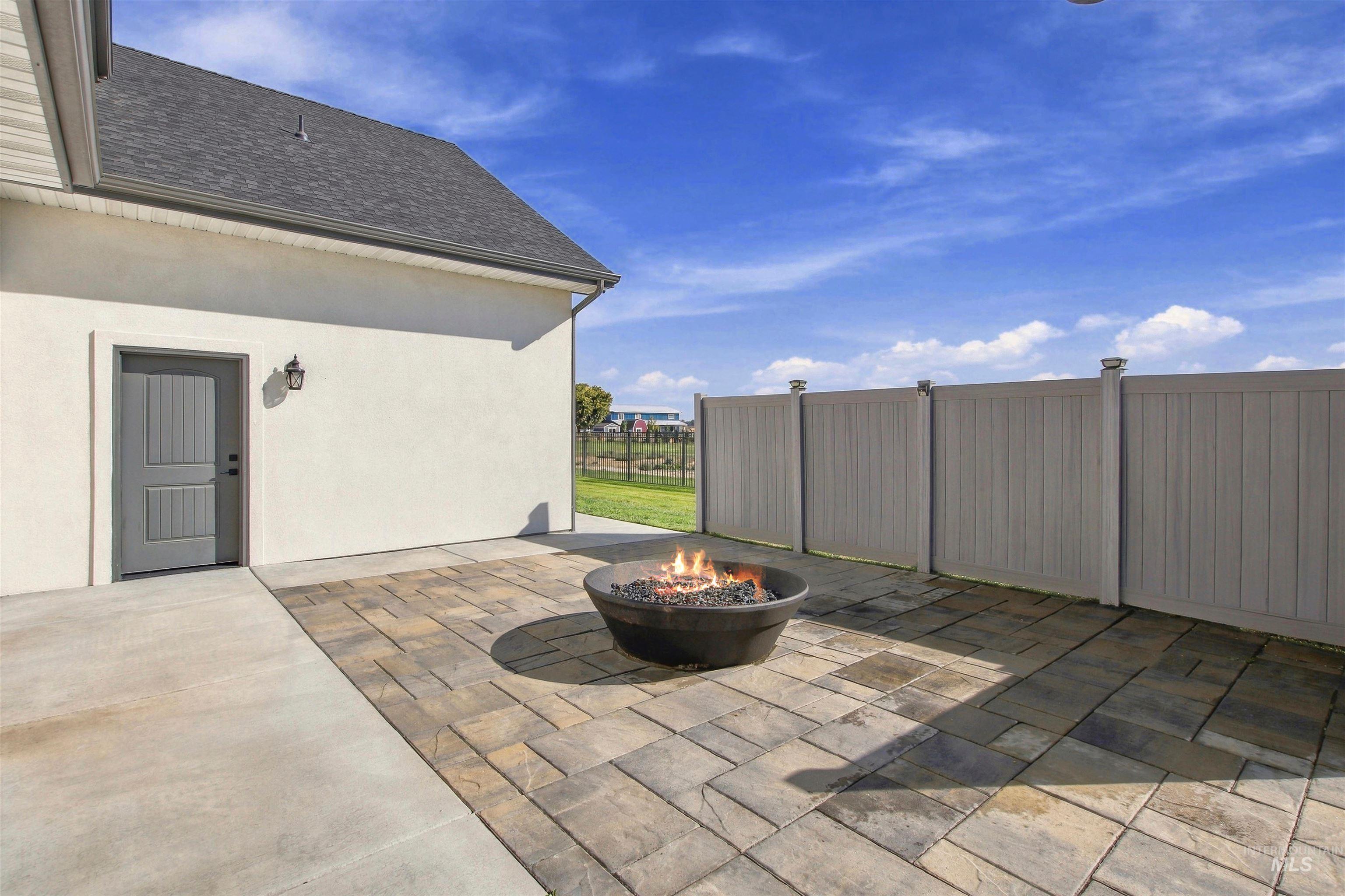25400 Havard Oak Pl, Caldwell, Idaho 83607, 4 Bedrooms, 4 Bathrooms, Residential For Sale, Price $1,350,000, 99001242