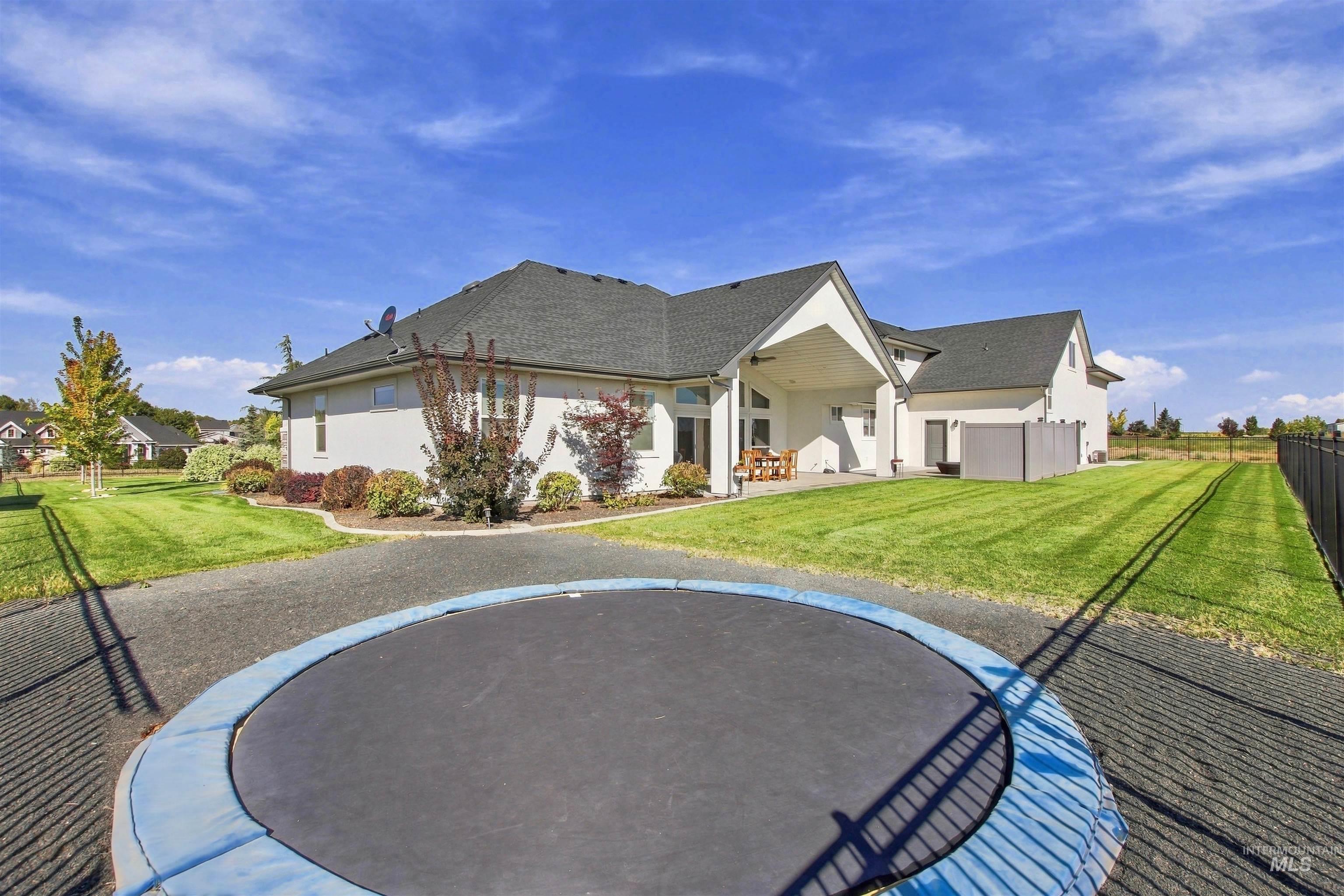 25400 Havard Oak Pl, Caldwell, Idaho 83607, 4 Bedrooms, 4 Bathrooms, Residential For Sale, Price $1,350,000, 99001242