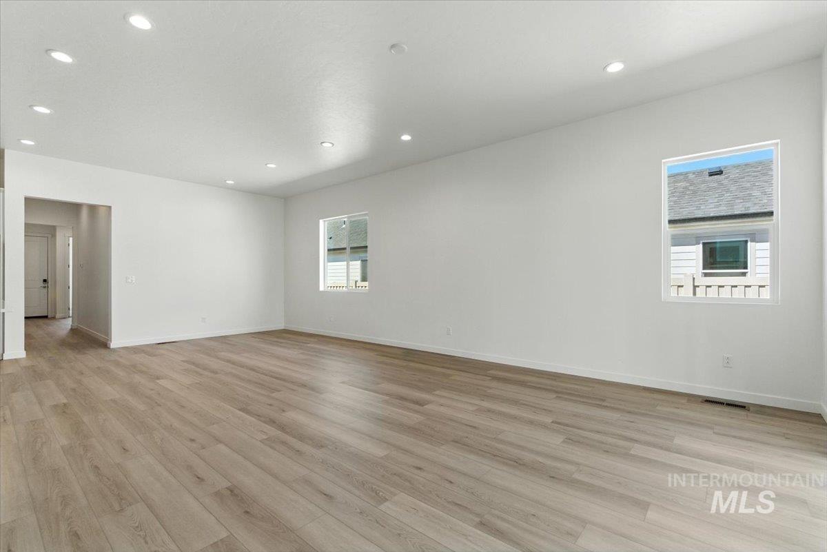 146 N Monty Ave, Kuna, Idaho 83634, 3 Bedrooms, 2 Bathrooms, Residential For Sale, Price $629,990, 99001243