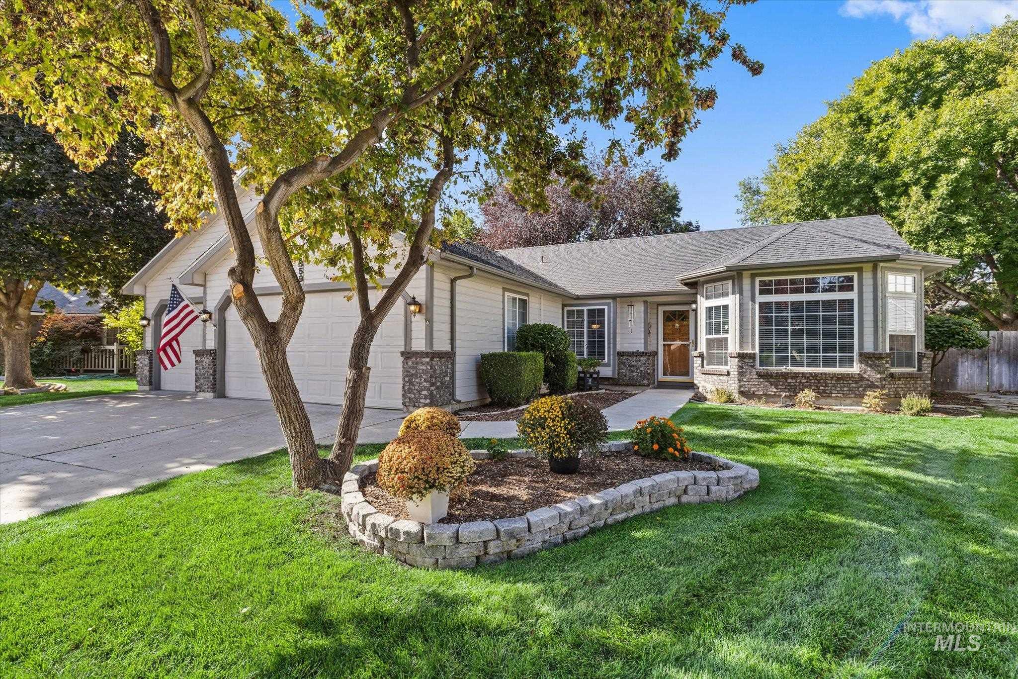 359 S Thoreau Way, Boise, Idaho 83709, 4 Bedrooms, 2 Bathrooms, Residential For Sale, Price $499,900,MLS 99001244