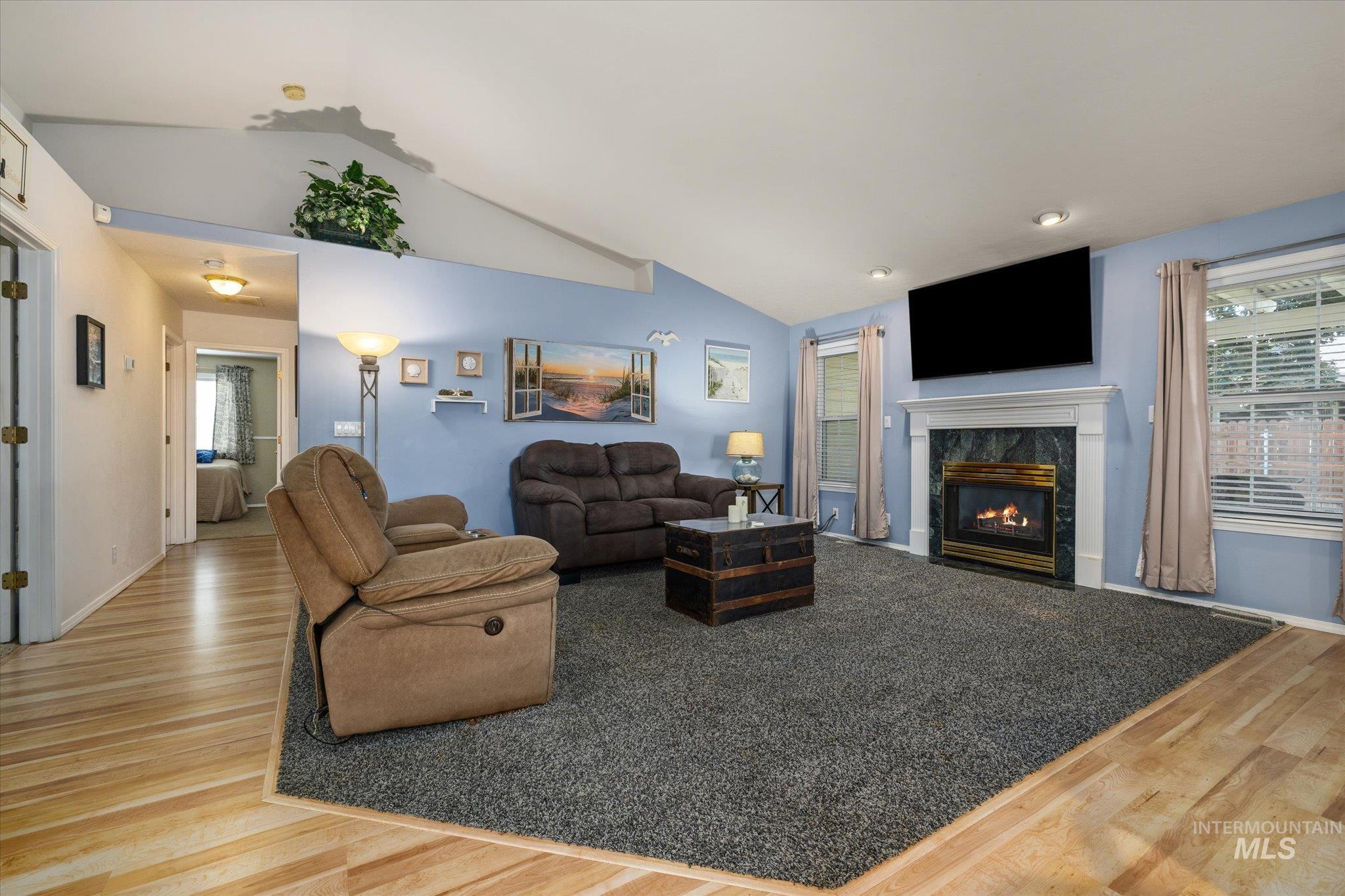 359 S Thoreau Way, Boise, Idaho 83709, 4 Bedrooms, 2 Bathrooms, Residential For Sale, Price $499,900,MLS 99001244