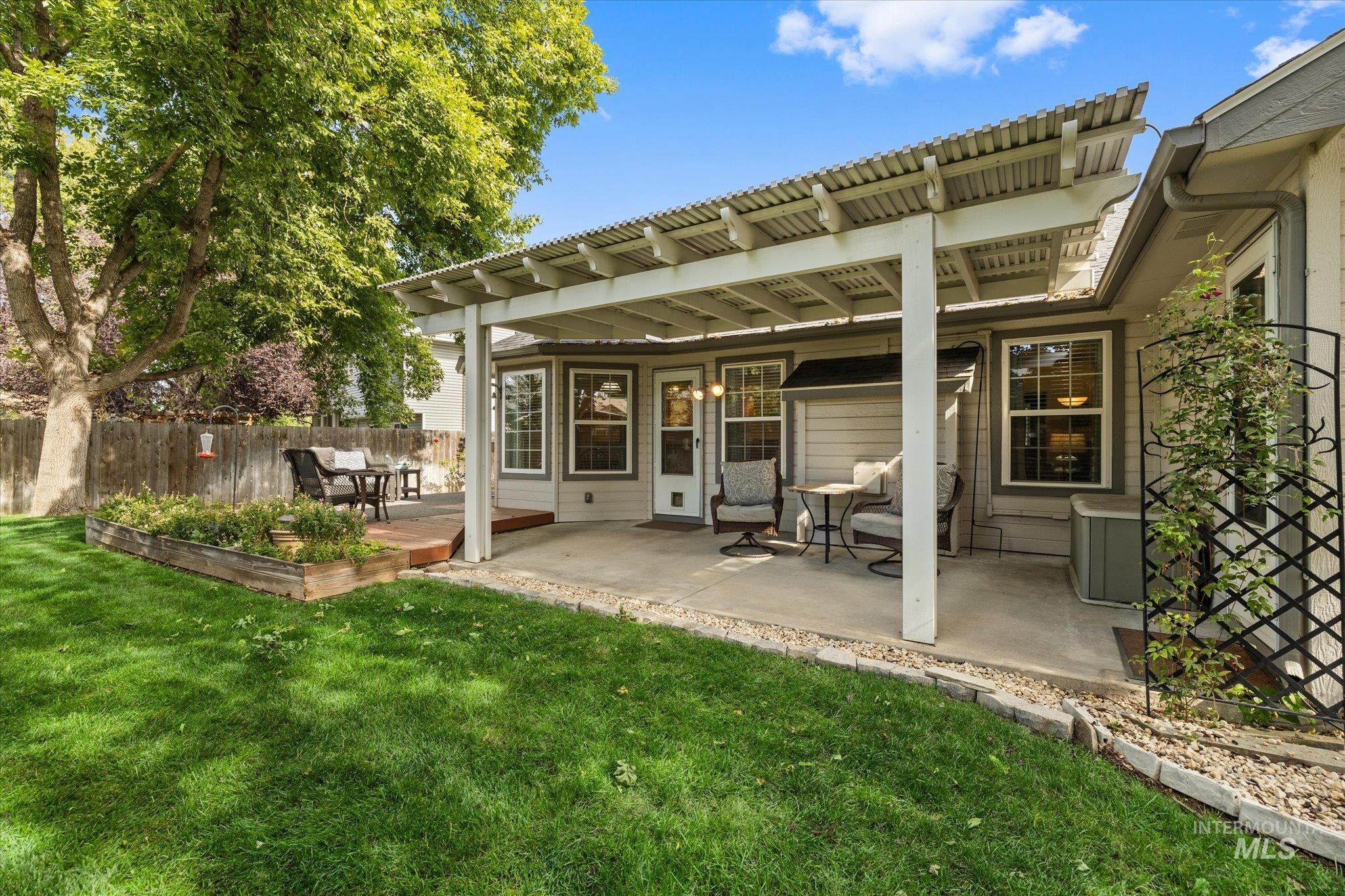 359 S Thoreau Way, Boise, Idaho 83709, 4 Bedrooms, 2 Bathrooms, Residential For Sale, Price $499,900,MLS 99001244