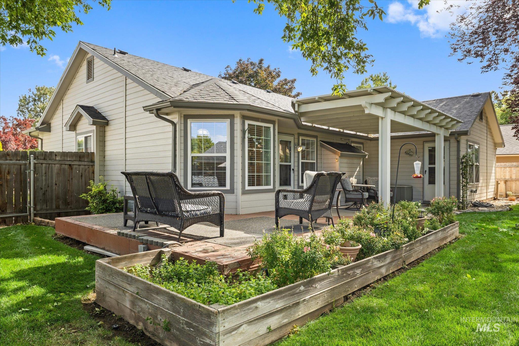 359 S Thoreau Way, Boise, Idaho 83709, 4 Bedrooms, 2 Bathrooms, Residential For Sale, Price $499,900,MLS 99001244