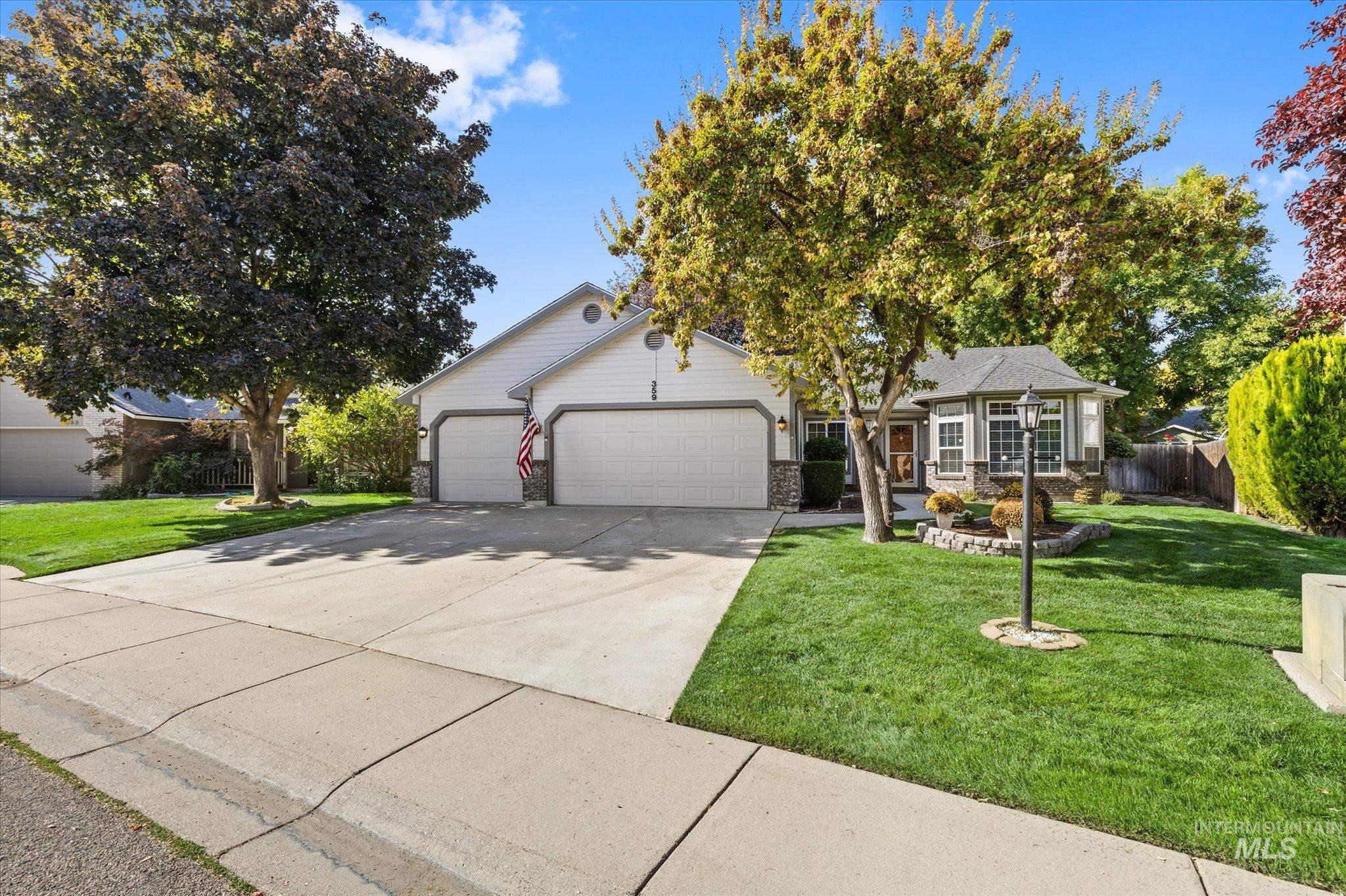 359 S Thoreau Way, Boise, Idaho 83709, 4 Bedrooms, 2 Bathrooms, Residential For Sale, Price $499,900,MLS 99001244