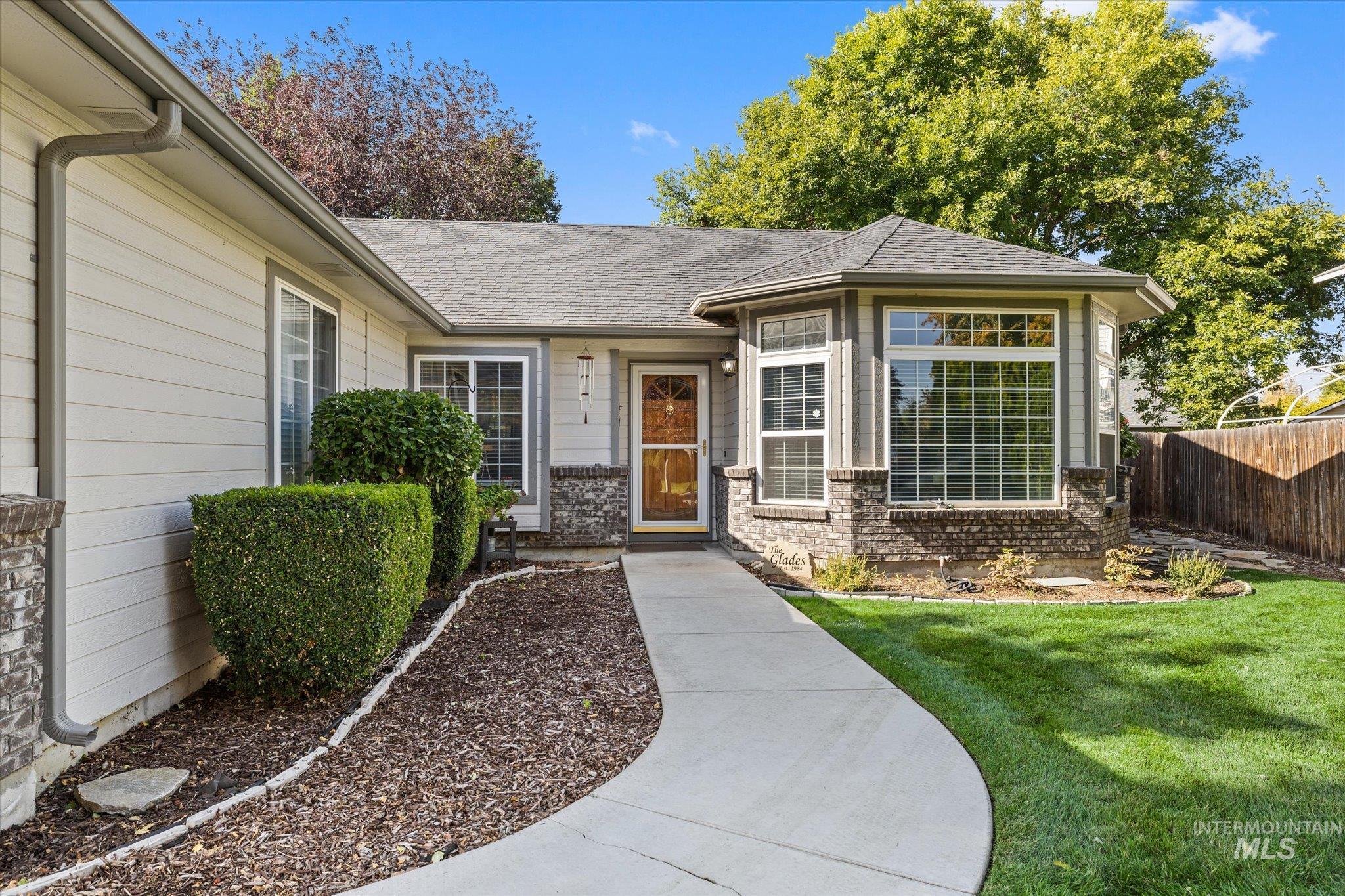 359 S Thoreau Way, Boise, Idaho 83709, 4 Bedrooms, 2 Bathrooms, Residential For Sale, Price $499,900,MLS 99001244