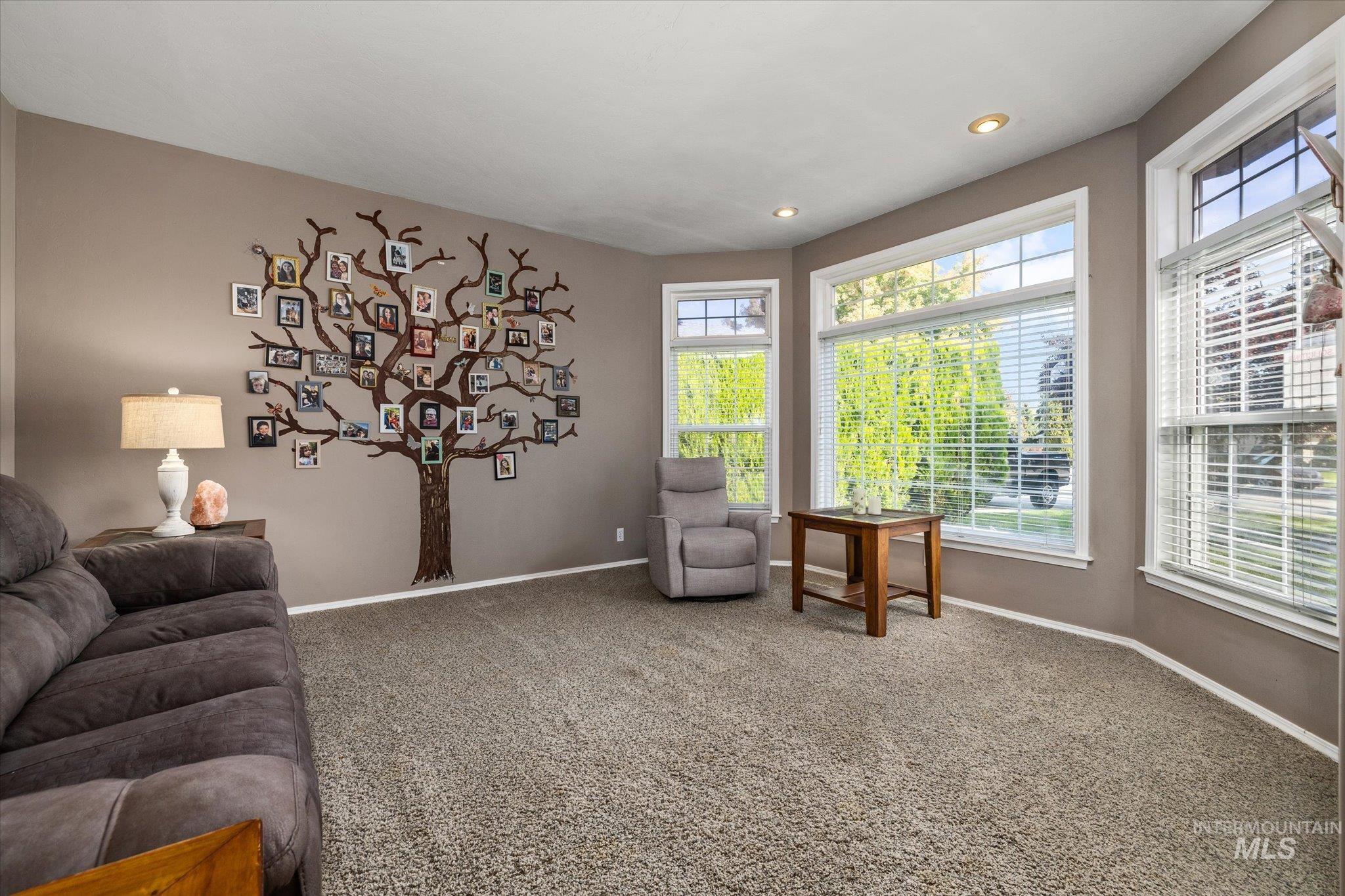 359 S Thoreau Way, Boise, Idaho 83709, 4 Bedrooms, 2 Bathrooms, Residential For Sale, Price $499,900,MLS 99001244