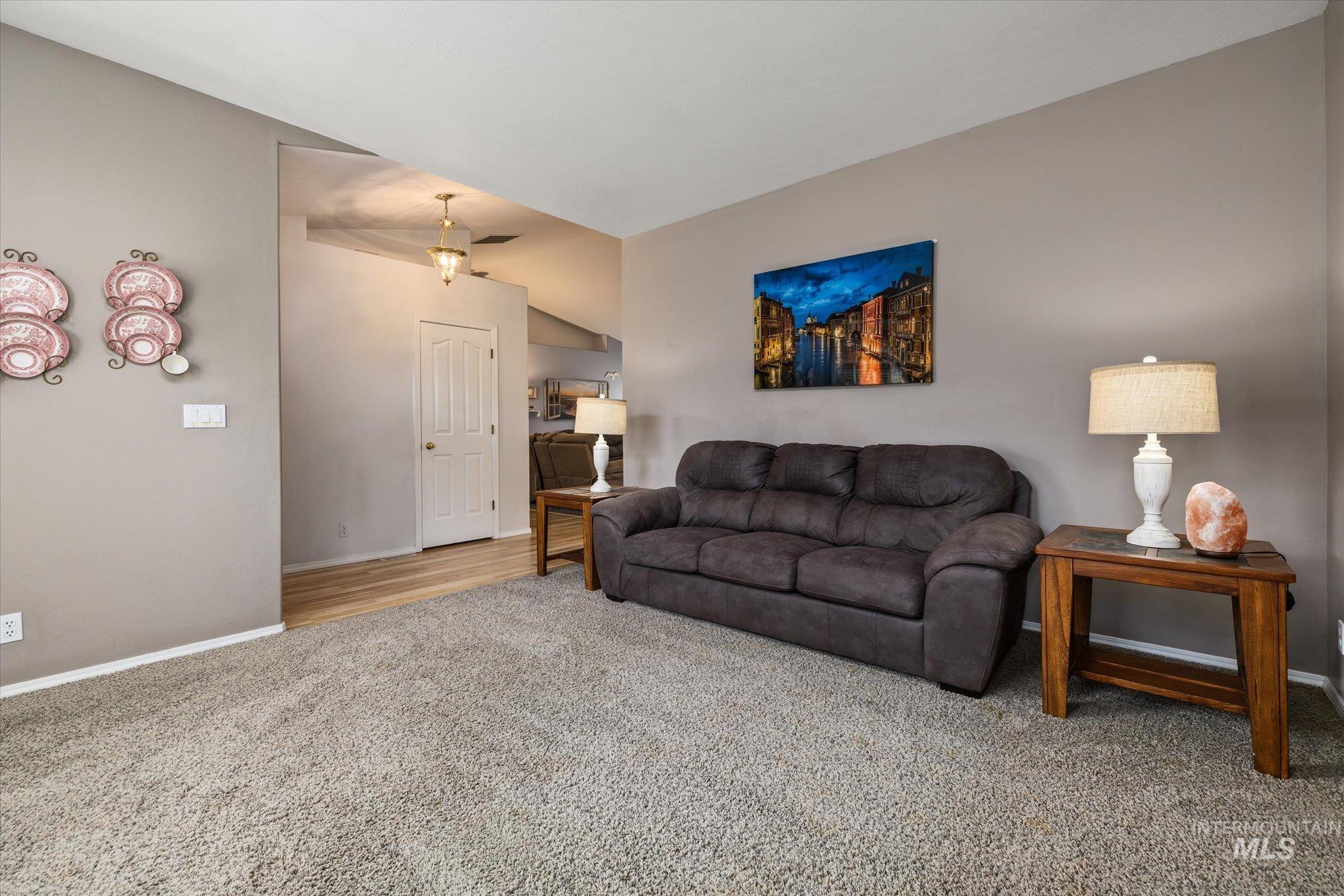 359 S Thoreau Way, Boise, Idaho 83709, 4 Bedrooms, 2 Bathrooms, Residential For Sale, Price $499,900,MLS 99001244