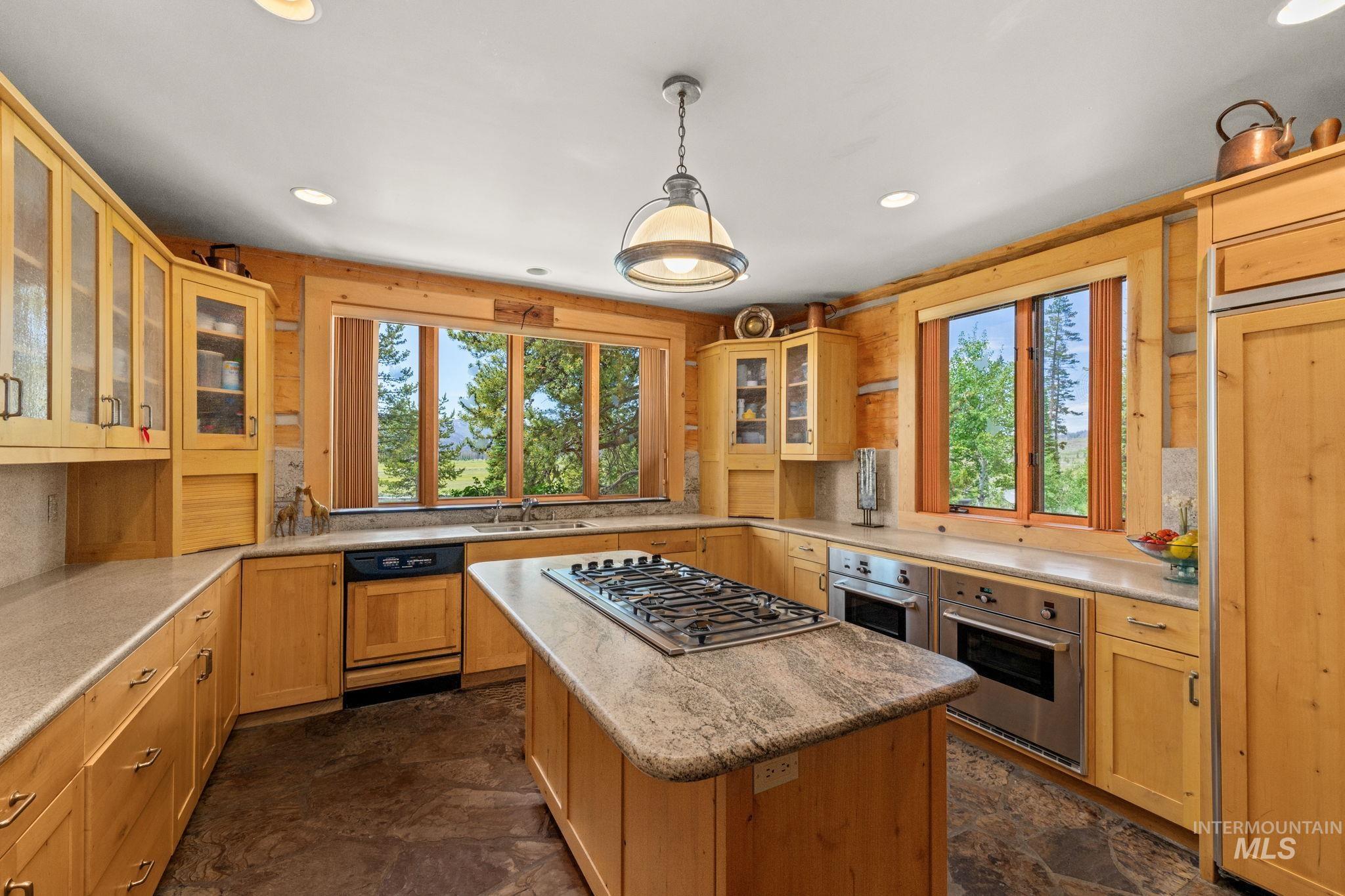 2425 Cow Camp Rd, Stanley, Idaho 83278, 5 Bedrooms, 5 Bathrooms, Residential For Sale, Price $4,800,000,MLS 99001245