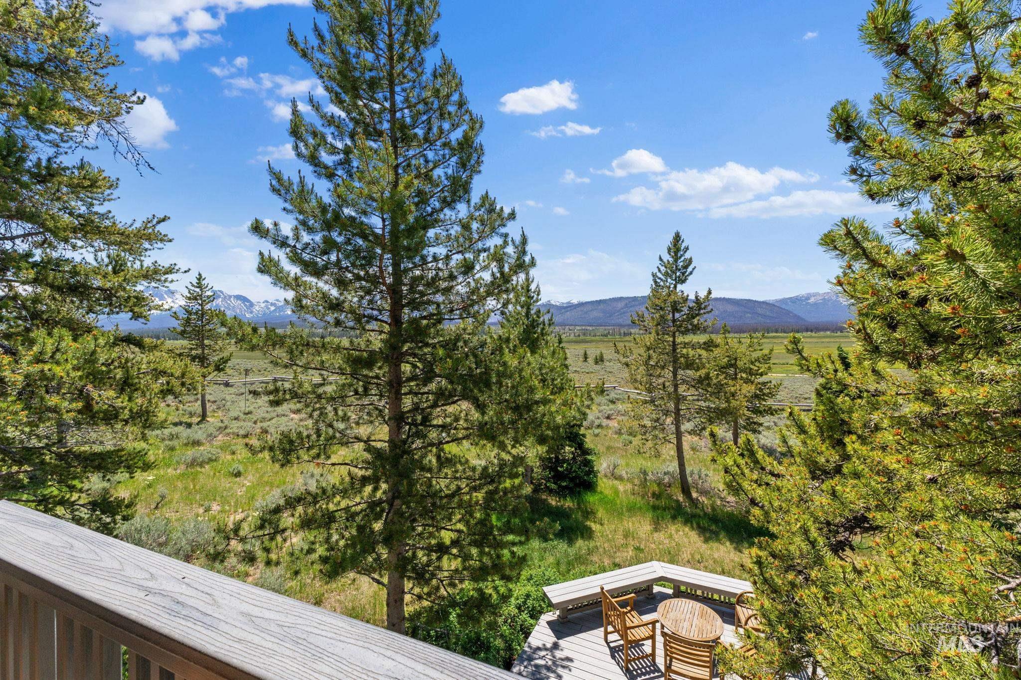 2425 Cow Camp Rd, Stanley, Idaho 83278, 5 Bedrooms, 5 Bathrooms, Residential For Sale, Price $4,800,000,MLS 99001245