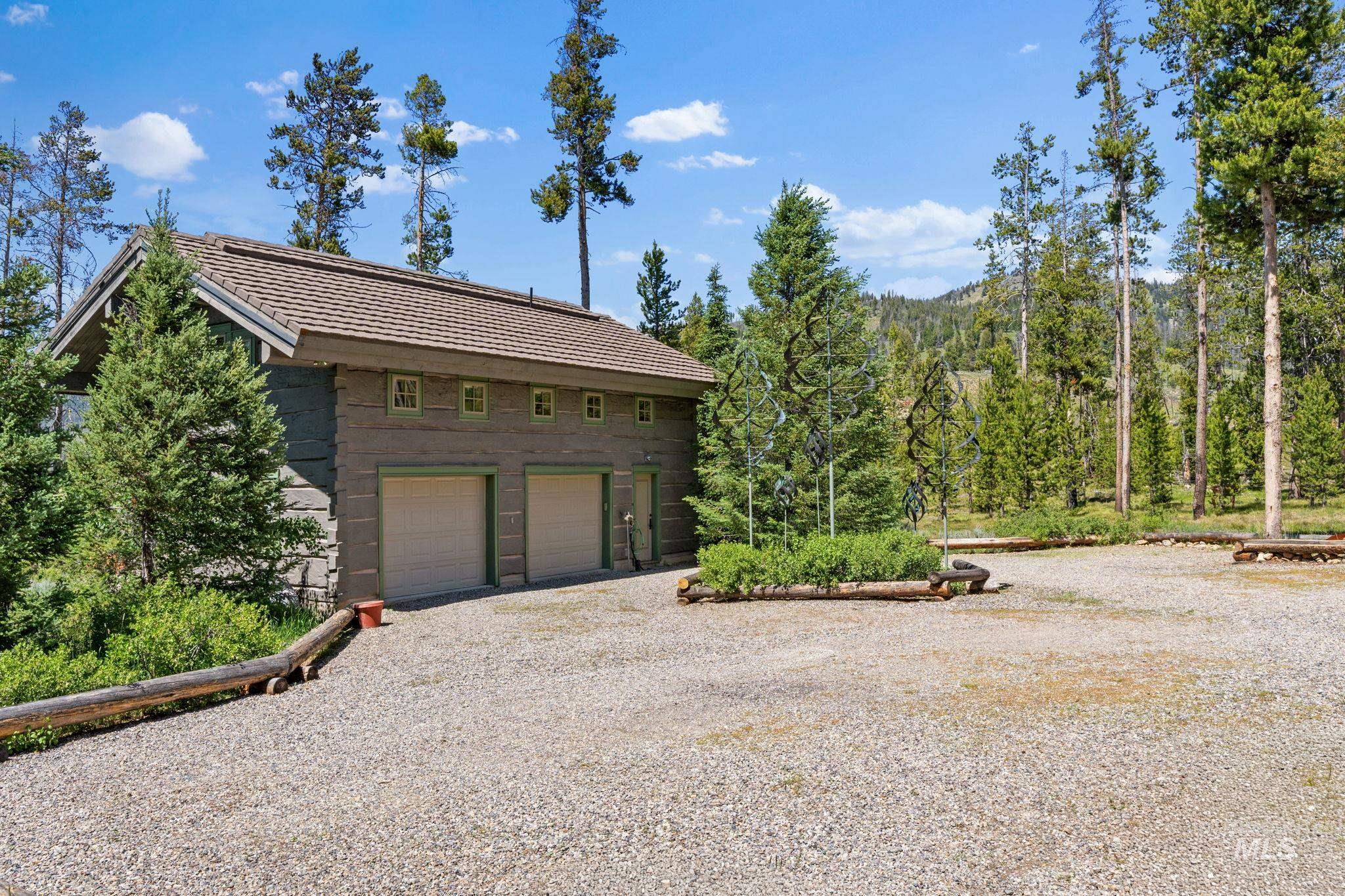 2425 Cow Camp Rd, Stanley, Idaho 83278, 5 Bedrooms, 5 Bathrooms, Residential For Sale, Price $4,800,000,MLS 99001245