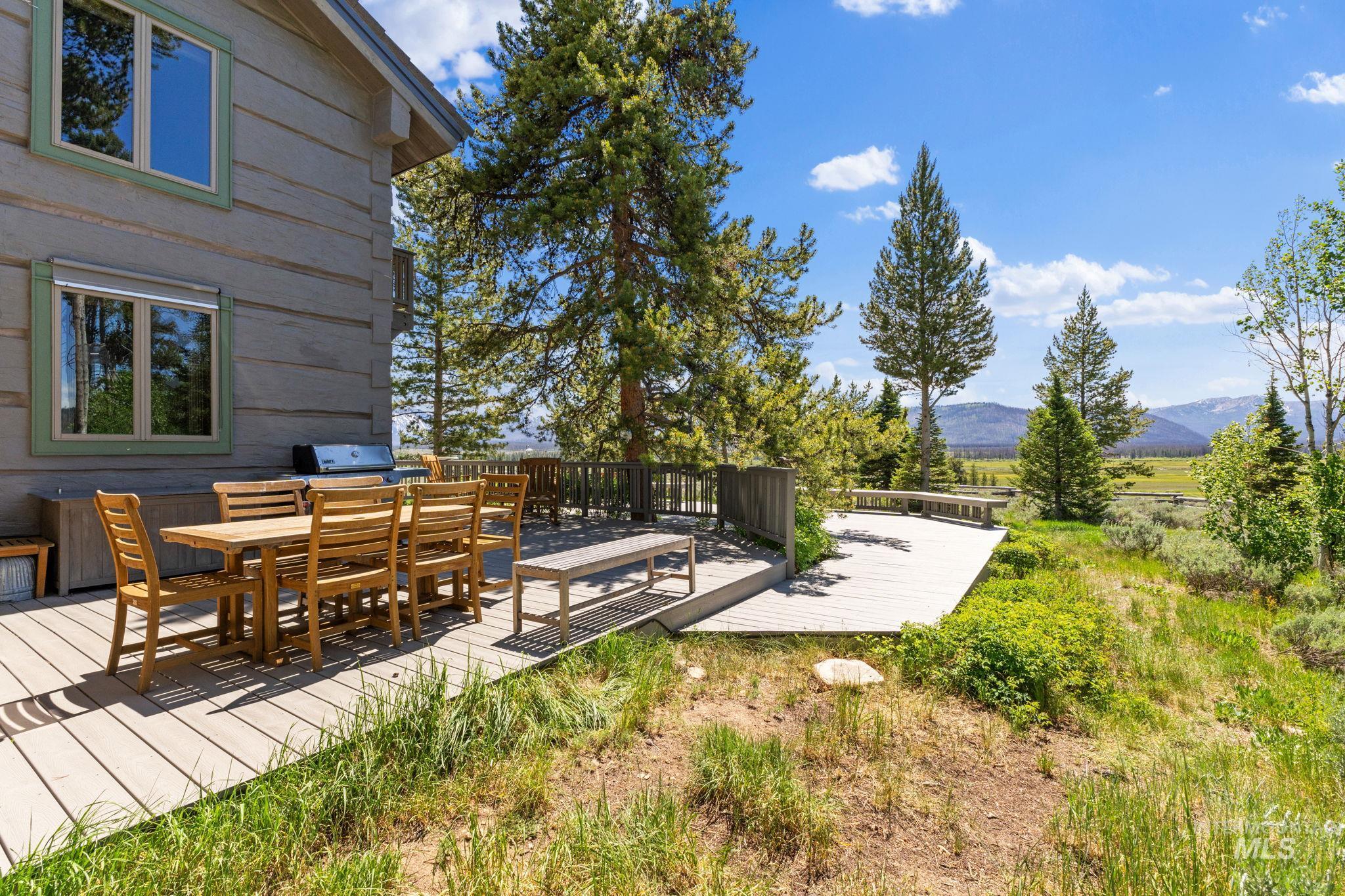 2425 Cow Camp Rd, Stanley, Idaho 83278, 5 Bedrooms, 5 Bathrooms, Residential For Sale, Price $4,800,000,MLS 99001245