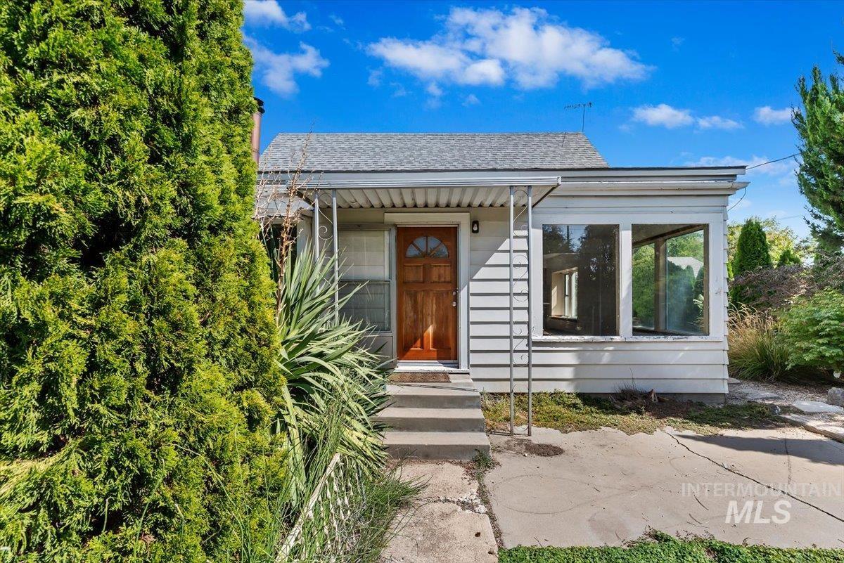810 S Roosevelt St, Boise, Idaho 83705, 3 Bedrooms, 1 Bathroom, Residential For Sale, Price $489,900,MLS 99001247