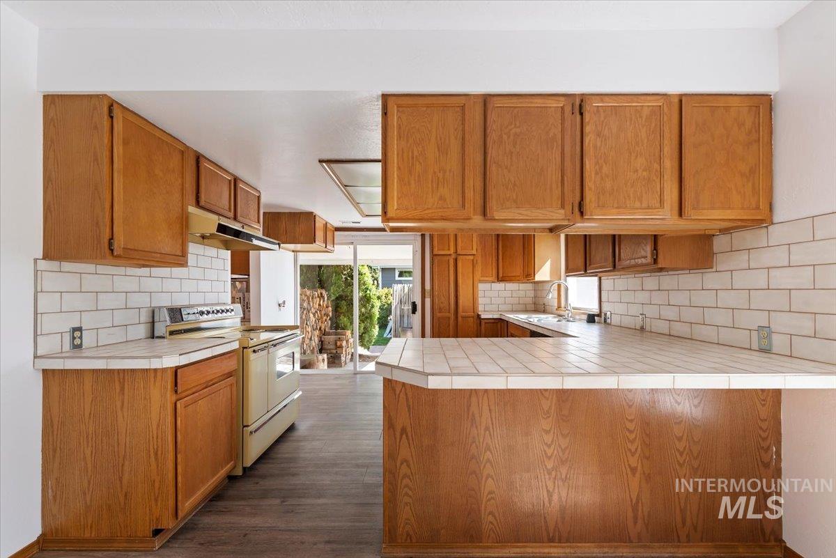 810 S Roosevelt St, Boise, Idaho 83705, 3 Bedrooms, 1 Bathroom, Residential For Sale, Price $489,900,MLS 99001247