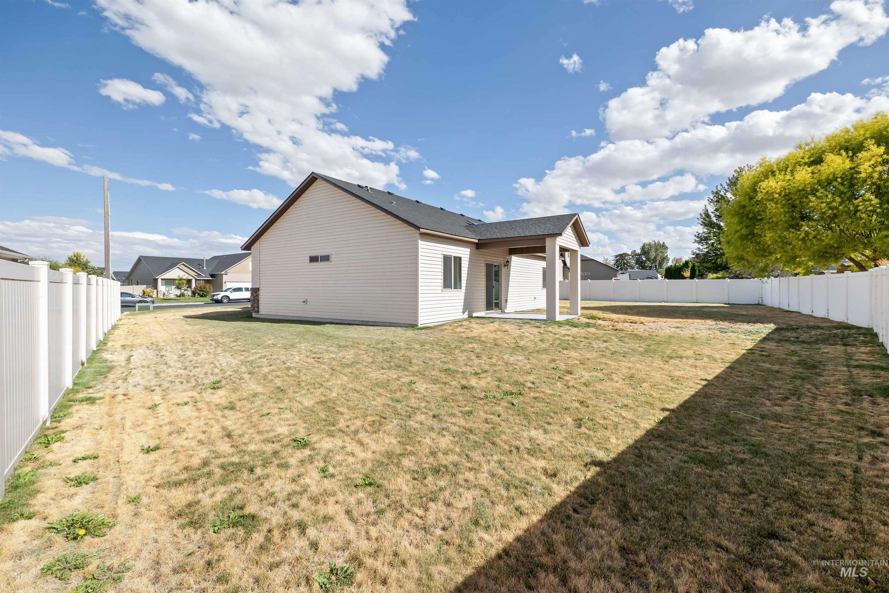 240 Glacier Meadows Way, Kimberly, Idaho 83341, 3 Bedrooms, 2 Bathrooms, Residential For Sale, Price $359,900, 99001248