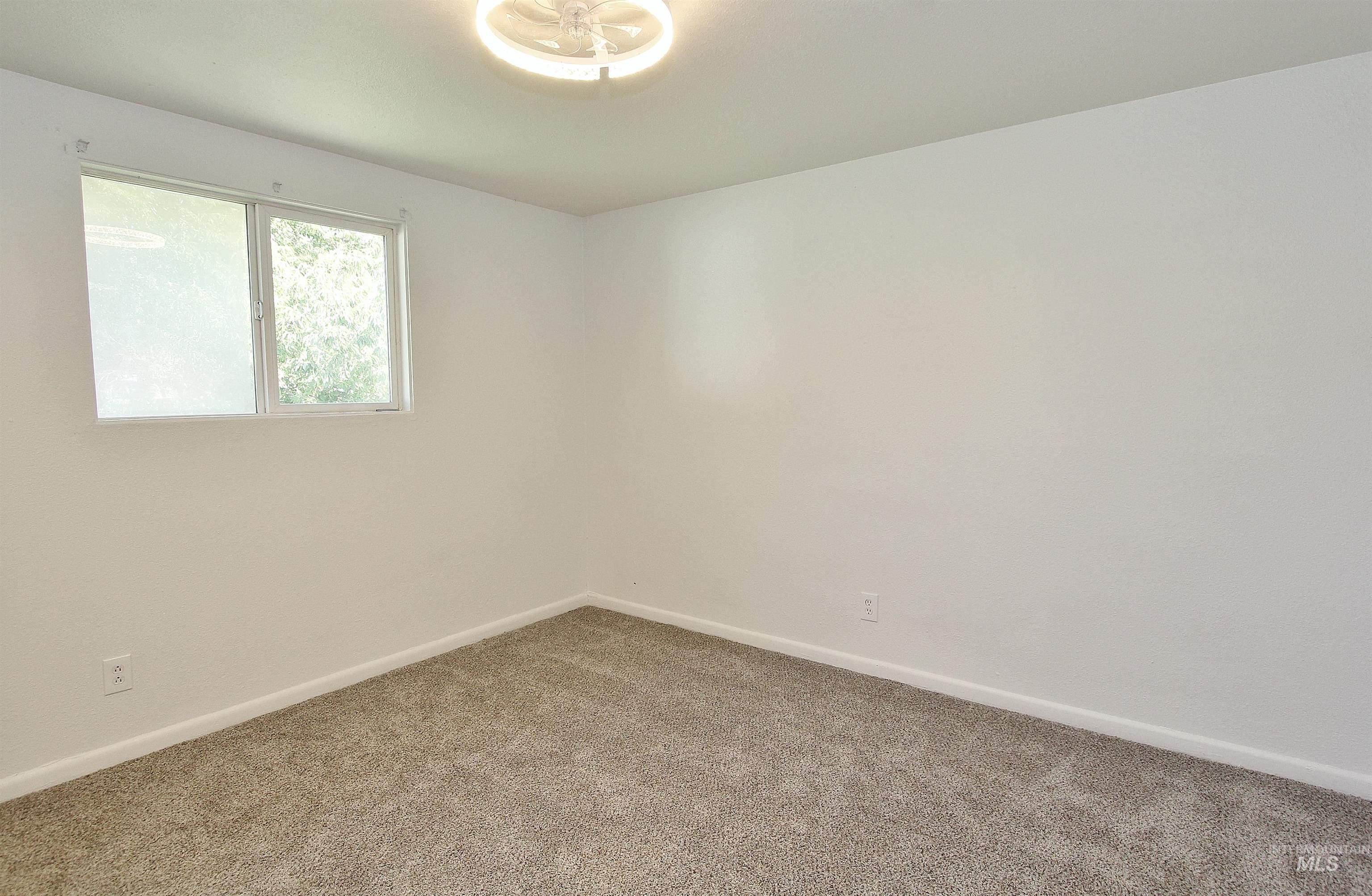 4026 N Christine St, Boise, Idaho 83704, 2 Bedrooms, 1 Bathroom, Residential For Sale, Price $349,900, 99001250