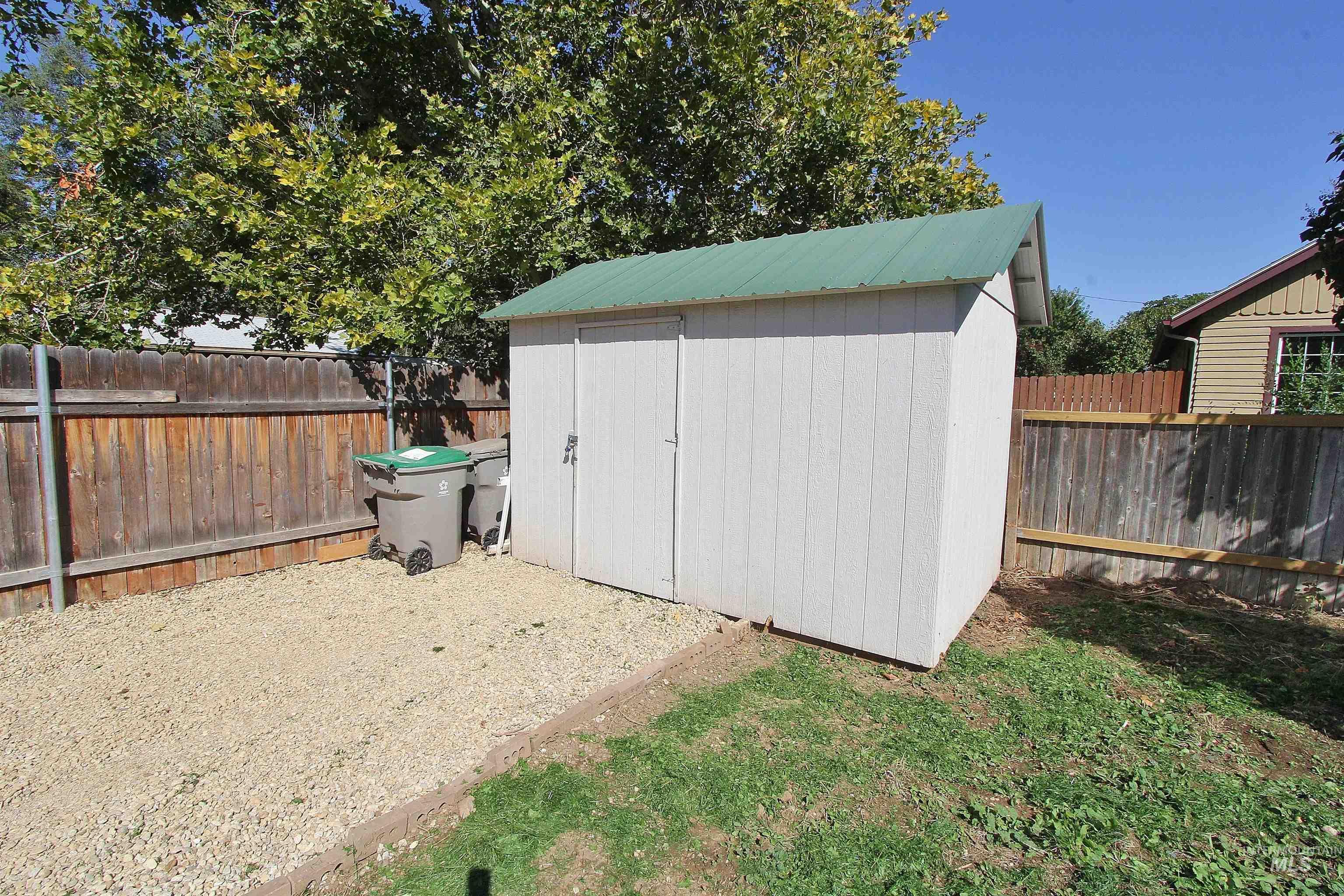 4026 N Christine St, Boise, Idaho 83704, 2 Bedrooms, 1 Bathroom, Residential For Sale, Price $349,900, 99001250