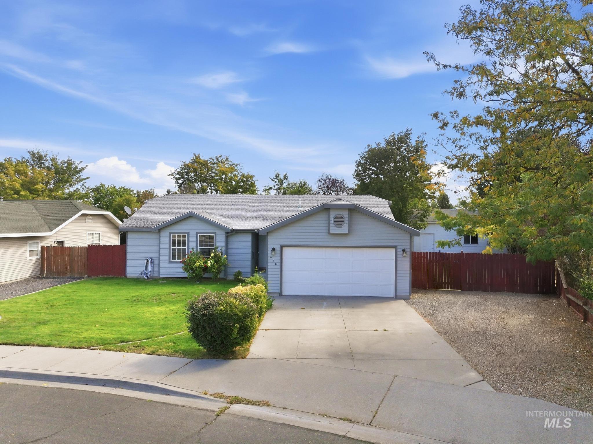 978 Aspenwood Ln, Twin Falls, Idaho 83301, 4 Bedrooms, 2 Bathrooms, Residential For Sale, Price $385,000, 99001251