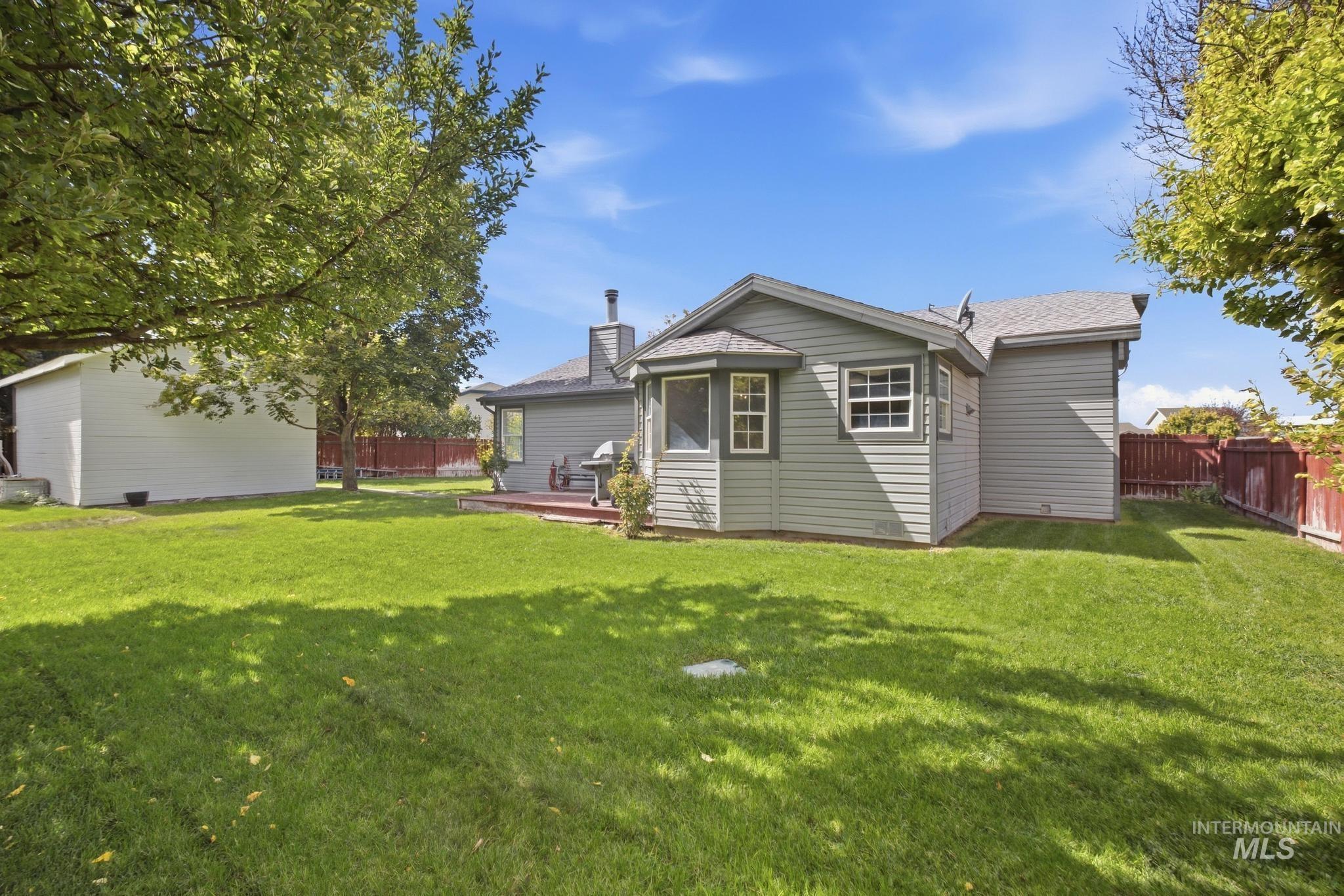 978 Aspenwood Ln, Twin Falls, Idaho 83301, 4 Bedrooms, 2 Bathrooms, Residential For Sale, Price $385,000, 99001251