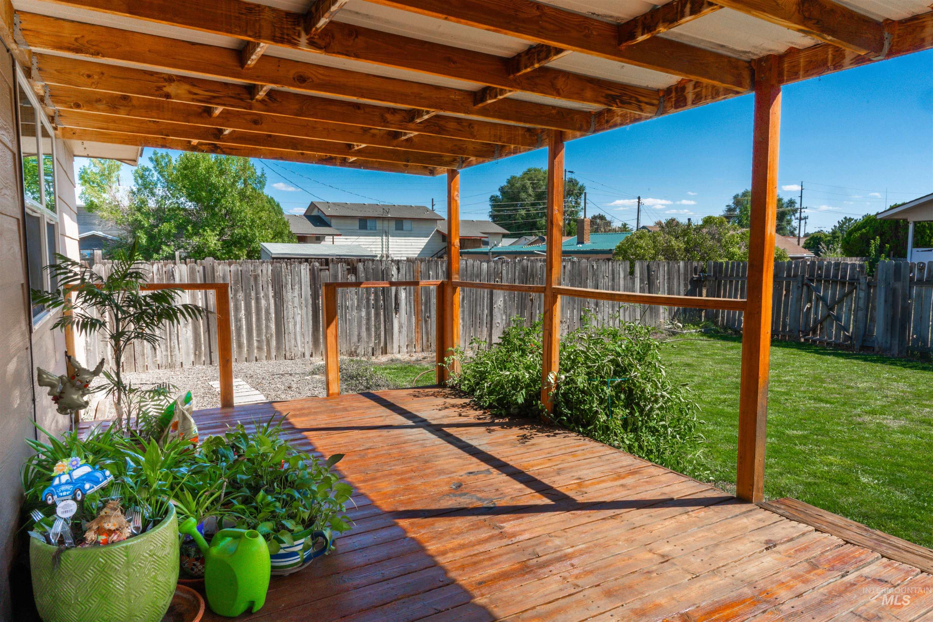 1638 SW 1st Place, Ontario, Oregon 97914, 4 Bedrooms, 2 Bathrooms, Residential For Sale, Price $315,000, 99001253