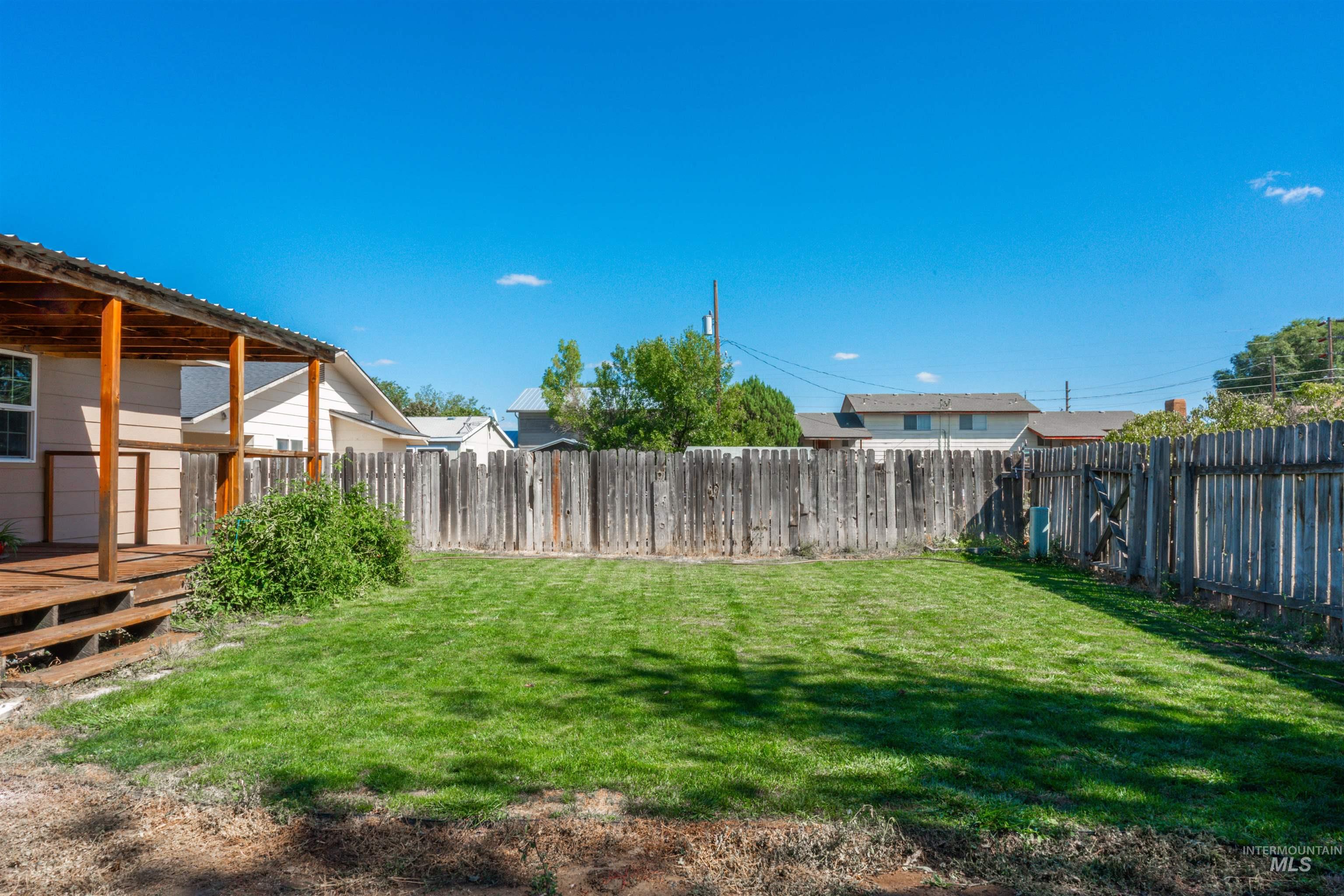 1638 SW 1st Place, Ontario, Oregon 97914, 4 Bedrooms, 2 Bathrooms, Residential For Sale, Price $315,000, 99001253