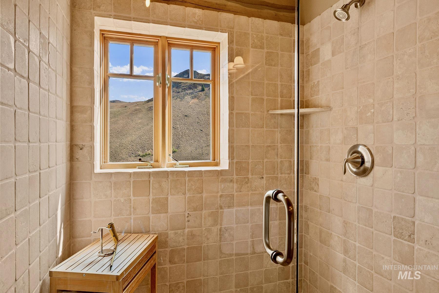 4777 Twin Bridges, Mackay, Idaho 83251, 1 Bedroom, 1.5 Bathrooms, Residential For Sale, Price $1,095,000, 99001254