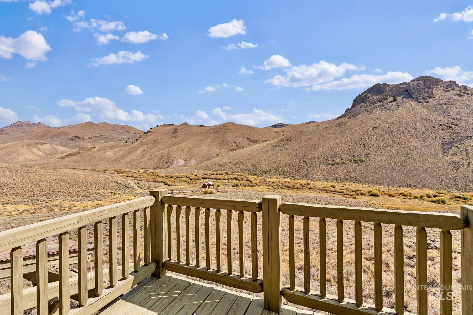 4777 Twin Bridges, Mackay, Idaho 83251, 1 Bedroom, 1.5 Bathrooms, Residential For Sale, Price $1,095,000, 99001254