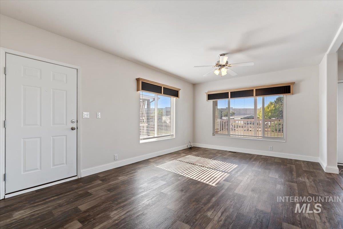 2331 Blue Lake Lane #62, Boise, Idaho 83716, 3 Bedrooms, 2 Bathrooms, Residential For Sale, Price $225,000, 99001255