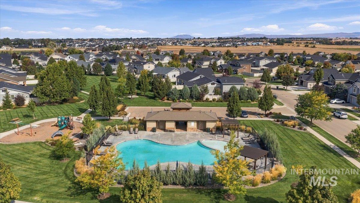 1122 W Seldovia Dr, Kuna, Idaho 83634, 5 Bedrooms, 3 Bathrooms, Residential For Sale, Price $634,500, 99001256