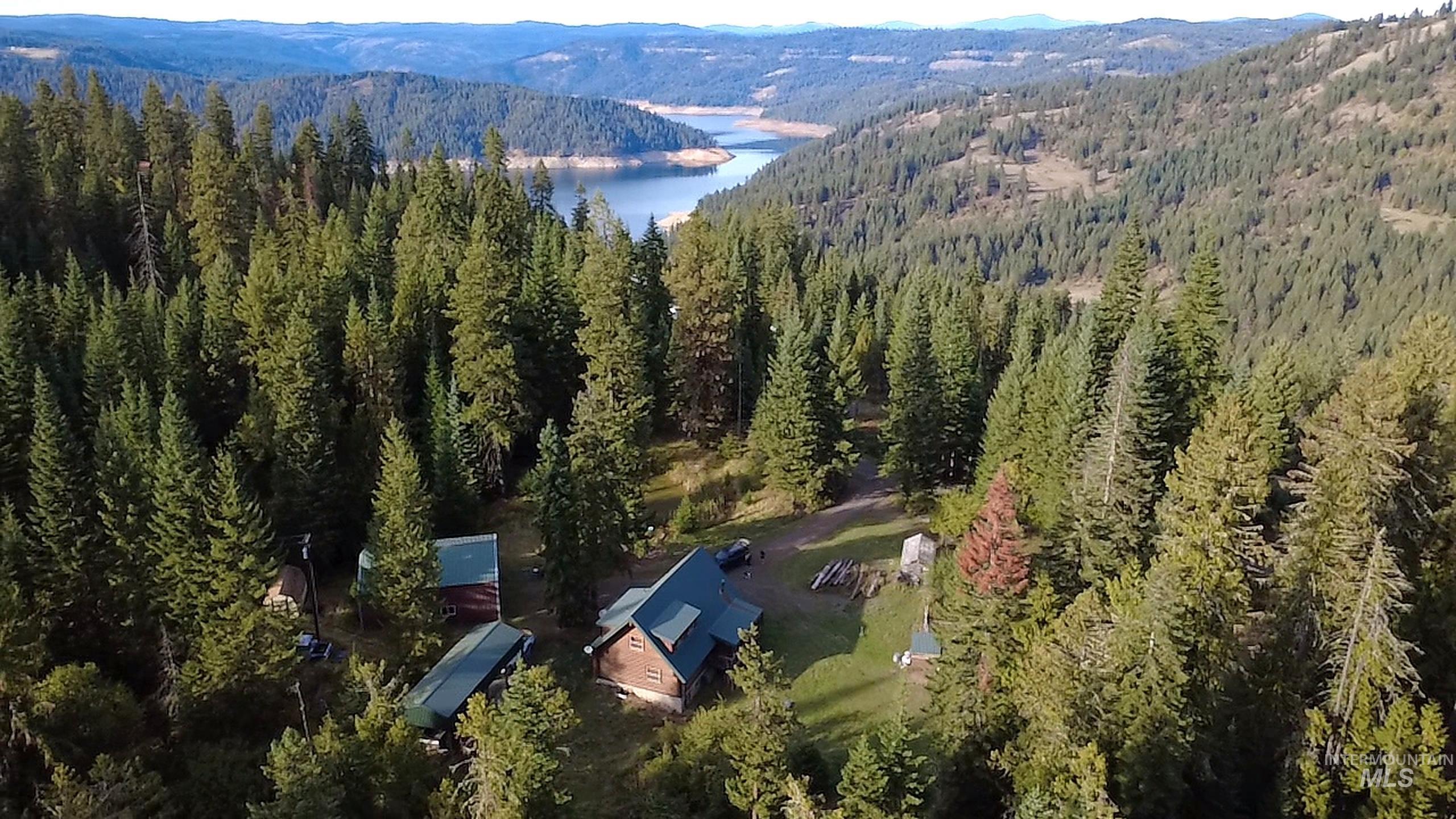 1464 CEDAR RIDGE DR, Orofino, Idaho 83544, 3 Bedrooms, 3 Bathrooms, Residential For Sale, Price $650,000,MLS 99001257