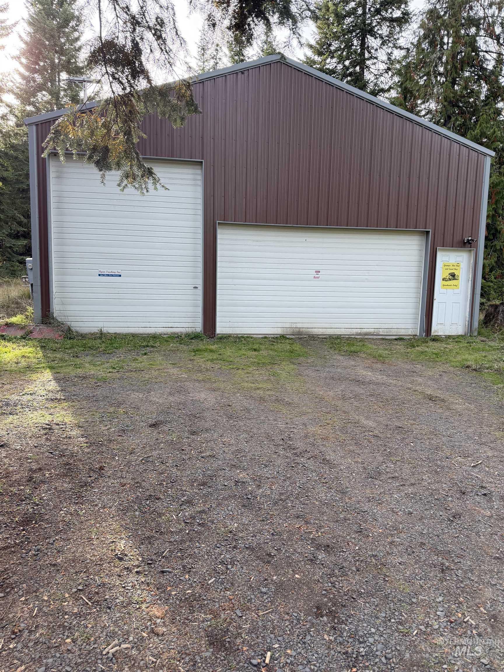 1464 CEDAR RIDGE DR, Orofino, Idaho 83544, 3 Bedrooms, 3 Bathrooms, Residential For Sale, Price $650,000,MLS 99001257