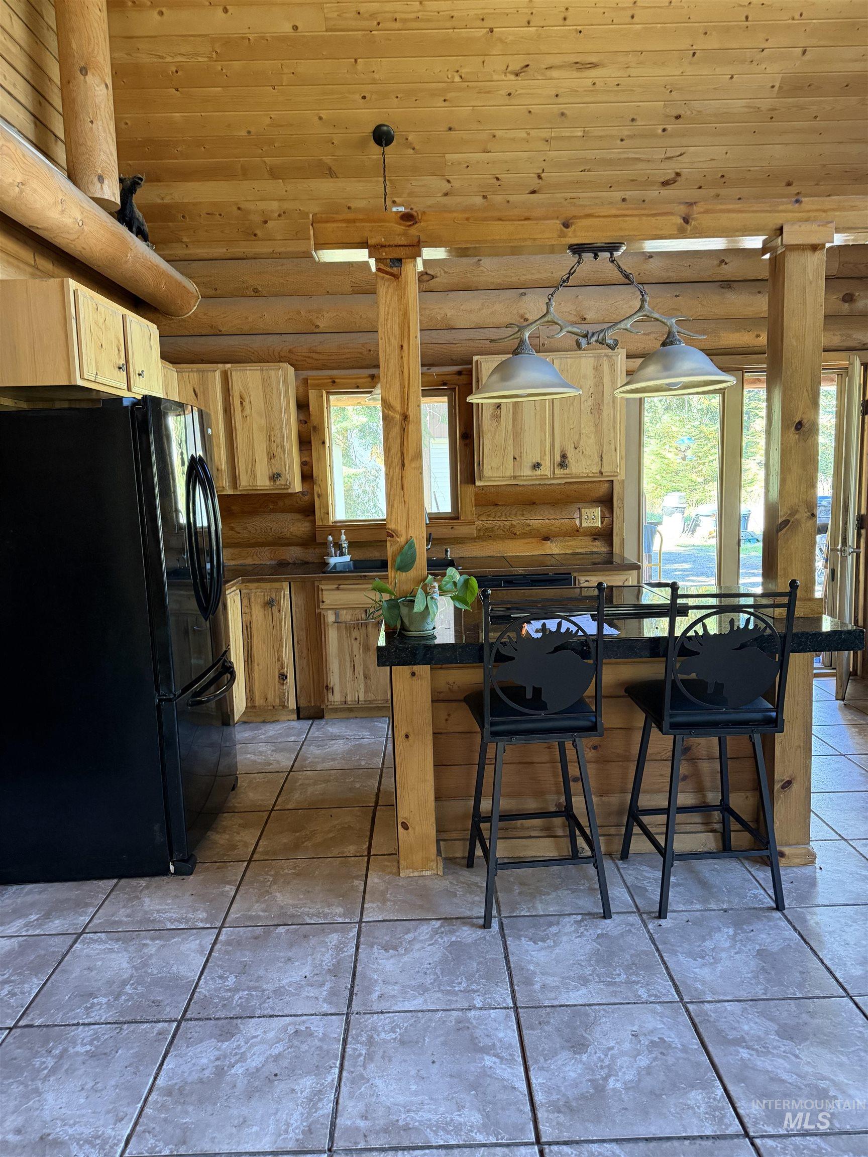 1464 CEDAR RIDGE DR, Orofino, Idaho 83544, 3 Bedrooms, 3 Bathrooms, Residential For Sale, Price $650,000,MLS 99001257