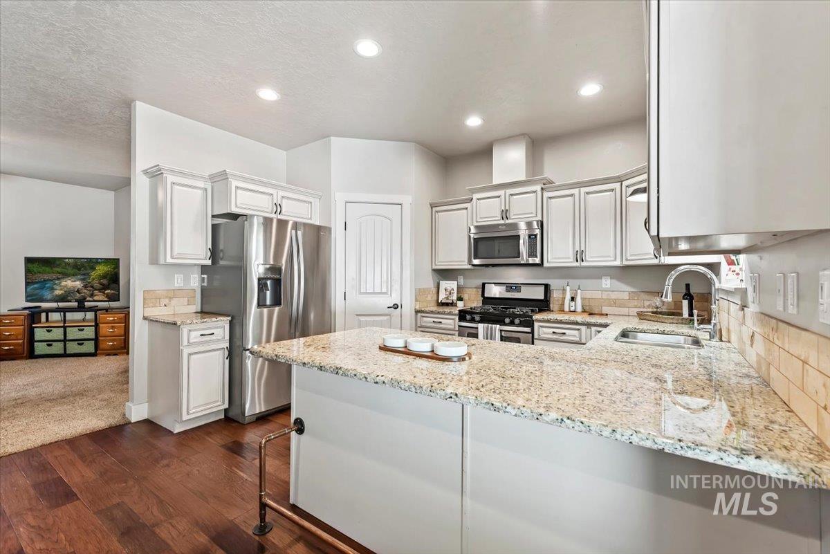 908 Walnut St, Caldwell, Idaho 83605, 3 Bedrooms, 2 Bathrooms, Residential For Sale, Price $419,900,MLS 99001258
