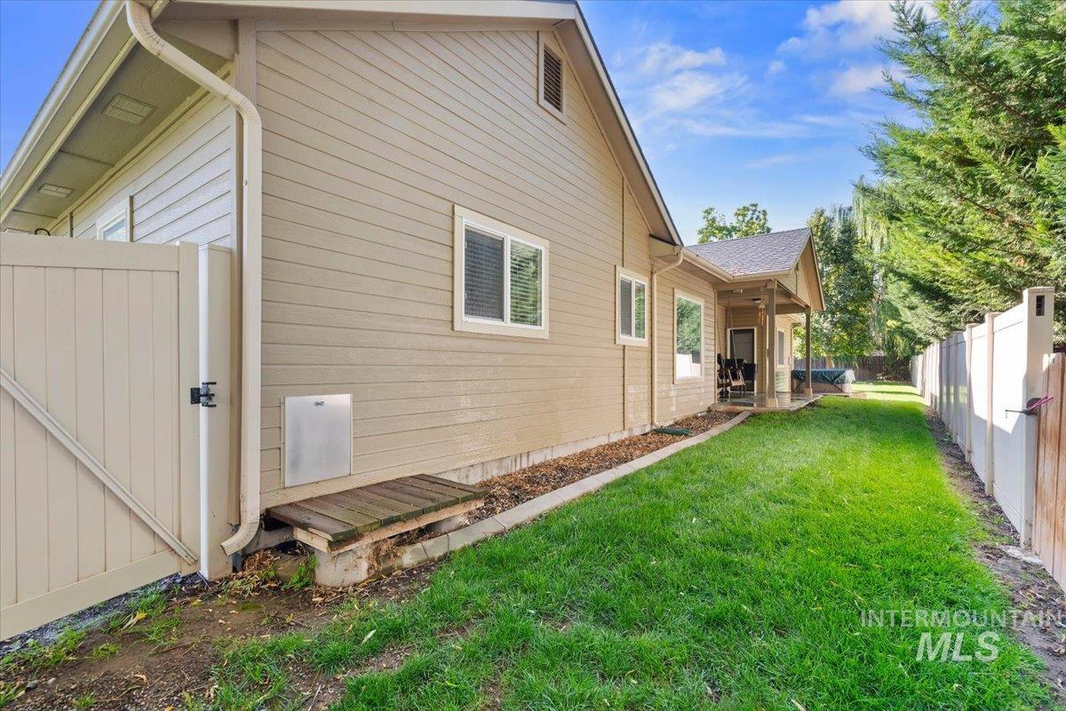 908 Walnut St, Caldwell, Idaho 83605, 3 Bedrooms, 2 Bathrooms, Residential For Sale, Price $419,900,MLS 99001258