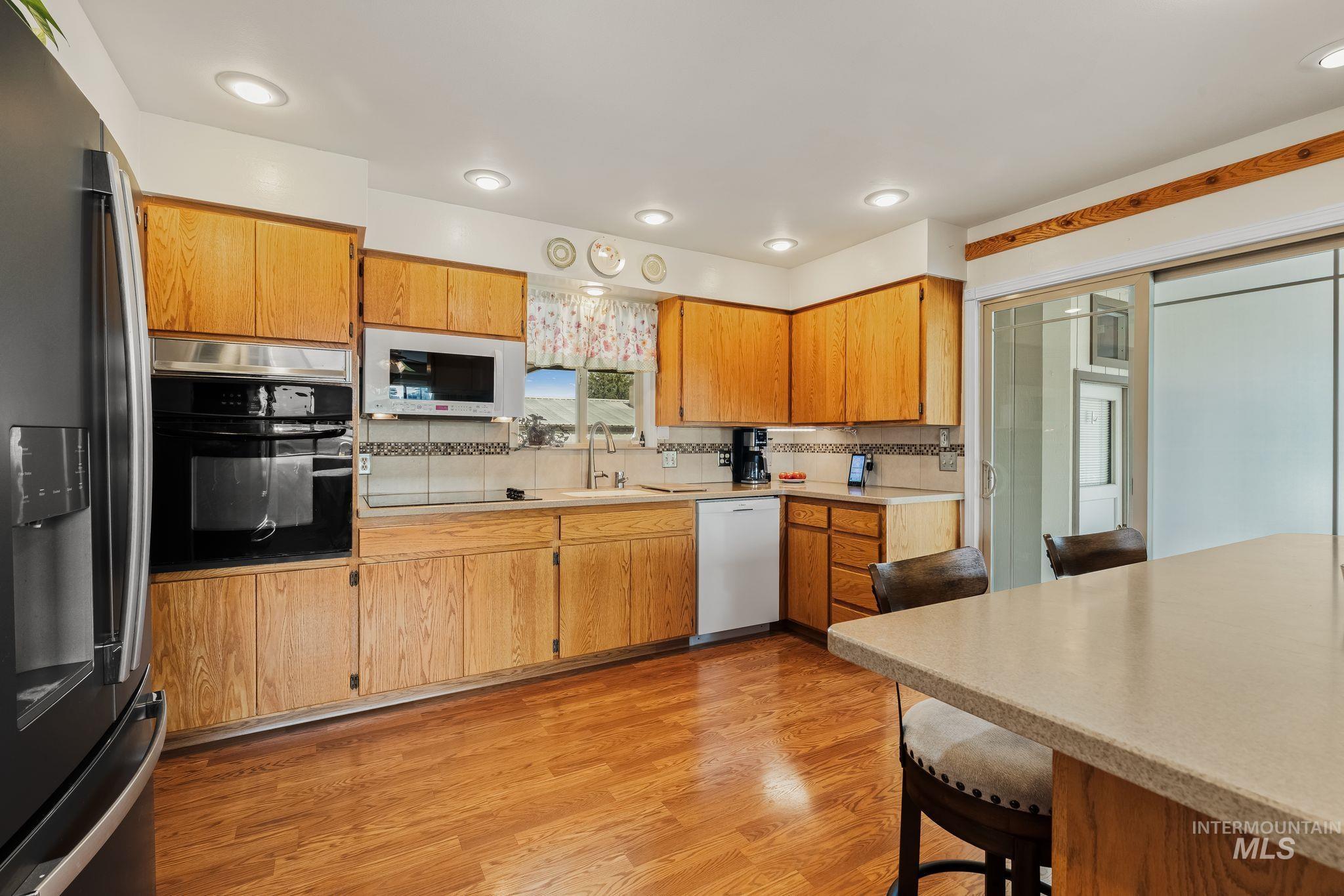 1231 Airway Ave, Lewiston, Idaho 83501, 2 Bedrooms, 2 Bathrooms, Residential For Sale, Price $460,000,MLS 99001260