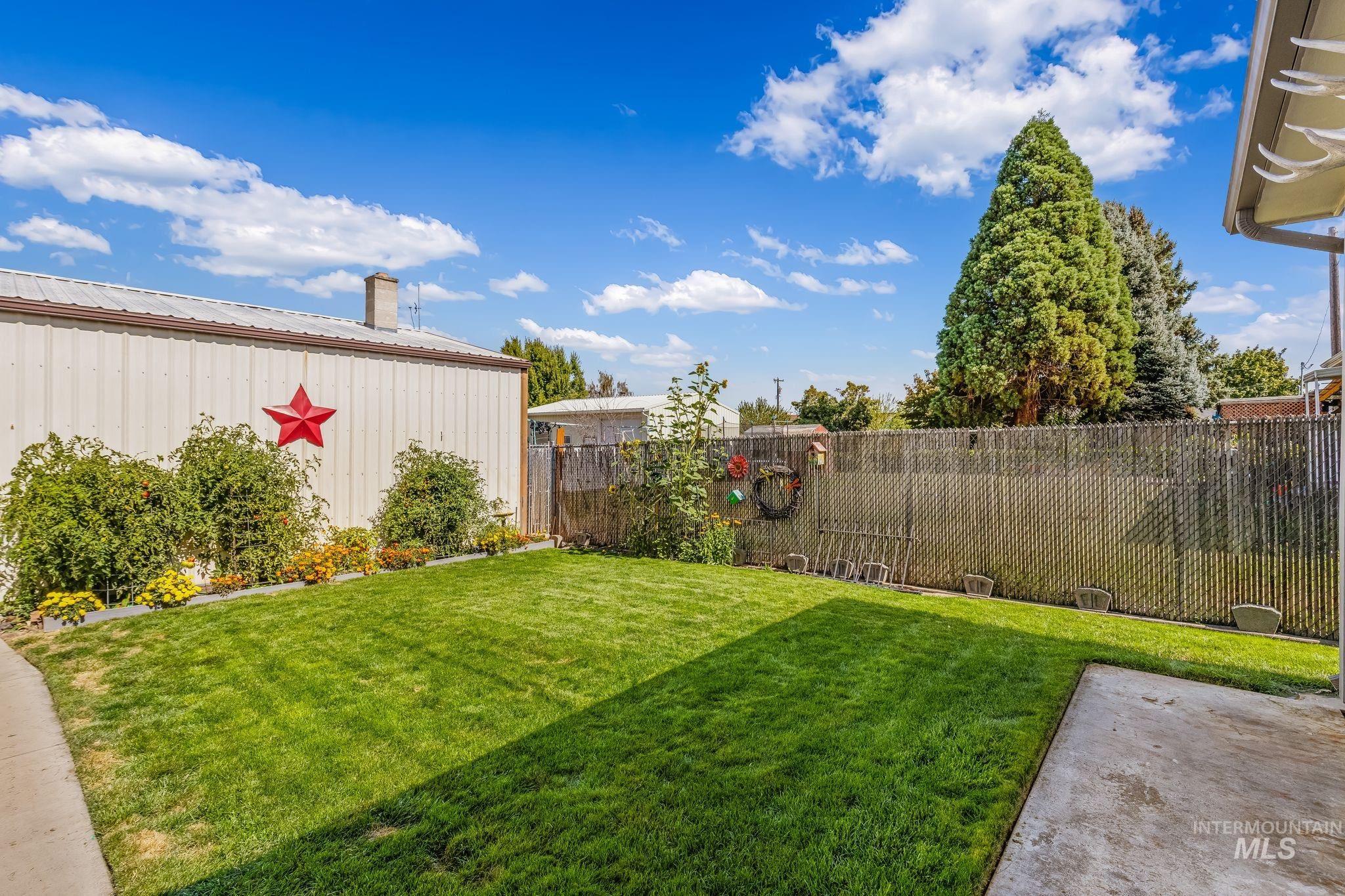 1231 Airway Ave, Lewiston, Idaho 83501, 2 Bedrooms, 2 Bathrooms, Residential For Sale, Price $460,000,MLS 99001260