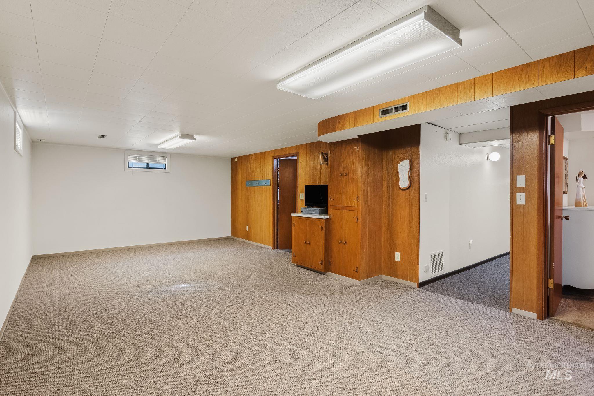 1231 Airway Ave, Lewiston, Idaho 83501, 2 Bedrooms, 2 Bathrooms, Residential For Sale, Price $460,000,MLS 99001260