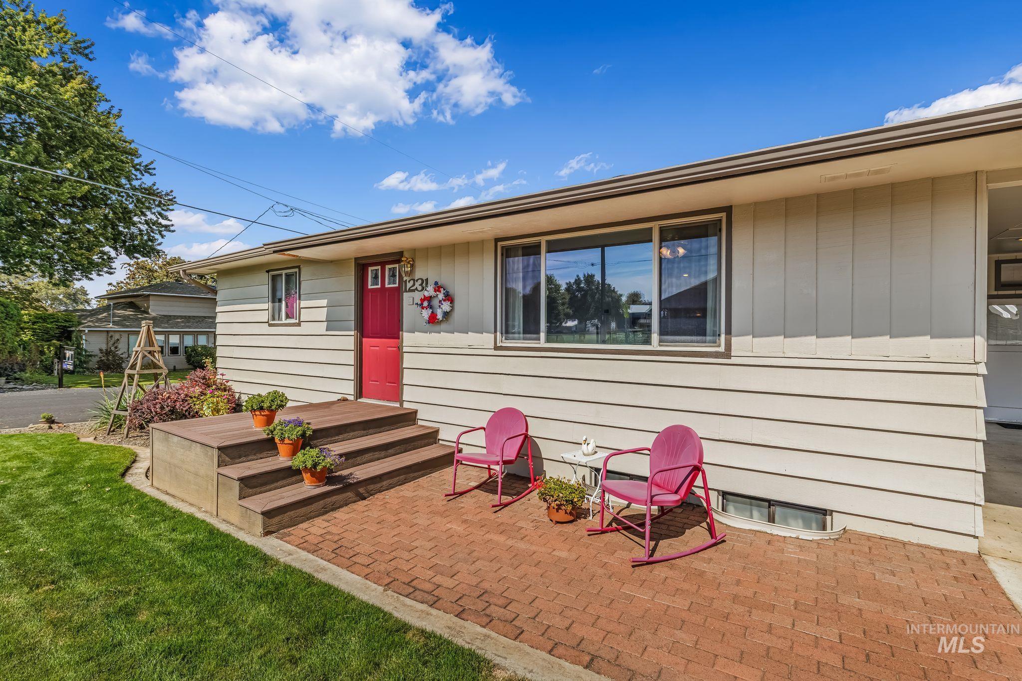 1231 Airway Ave, Lewiston, Idaho 83501, 2 Bedrooms, 2 Bathrooms, Residential For Sale, Price $460,000,MLS 99001260
