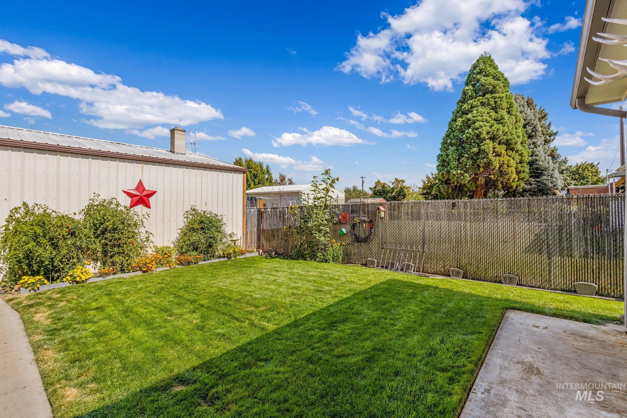 1231 Airway Ave, Lewiston, Idaho 83501, 2 Bedrooms, 2 Bathrooms, Residential For Sale, Price $460,000,MLS 99001260