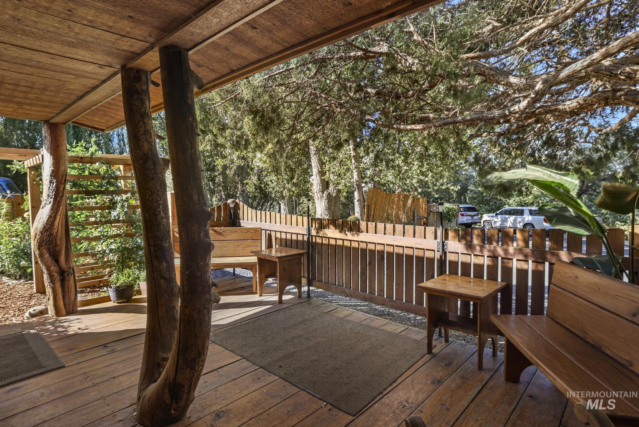 2912 S 1050 E, Hagerman, Idaho 83332, 3 Bedrooms, 1.5 Bathrooms, Residential For Sale, Price $445,000,MLS 99001261