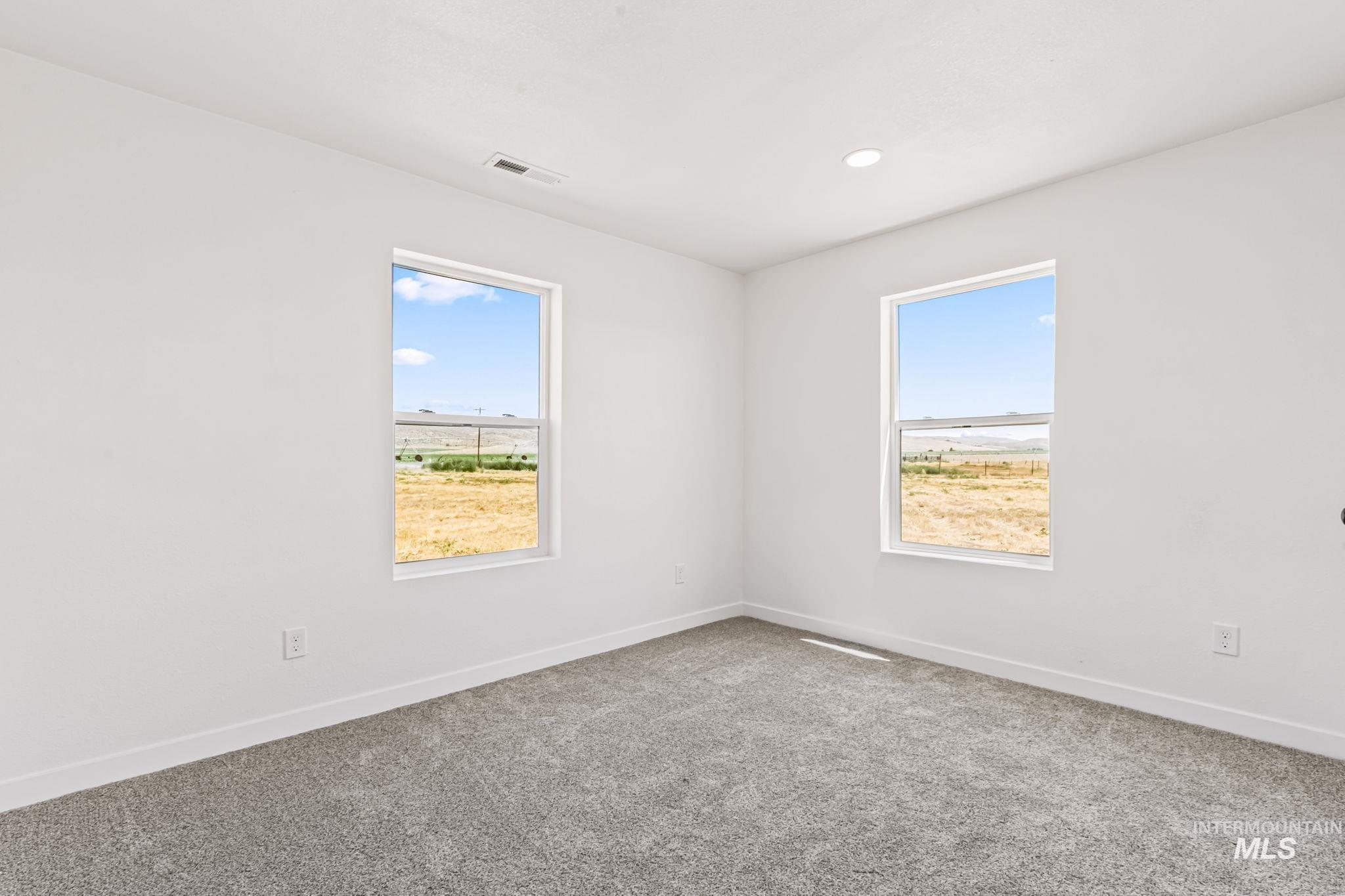1117 Olds Ferry Rd, Weiser, Idaho 83617, 3 Bedrooms, 3 Bathrooms, Residential For Sale, Price $499,900,MLS 99001264