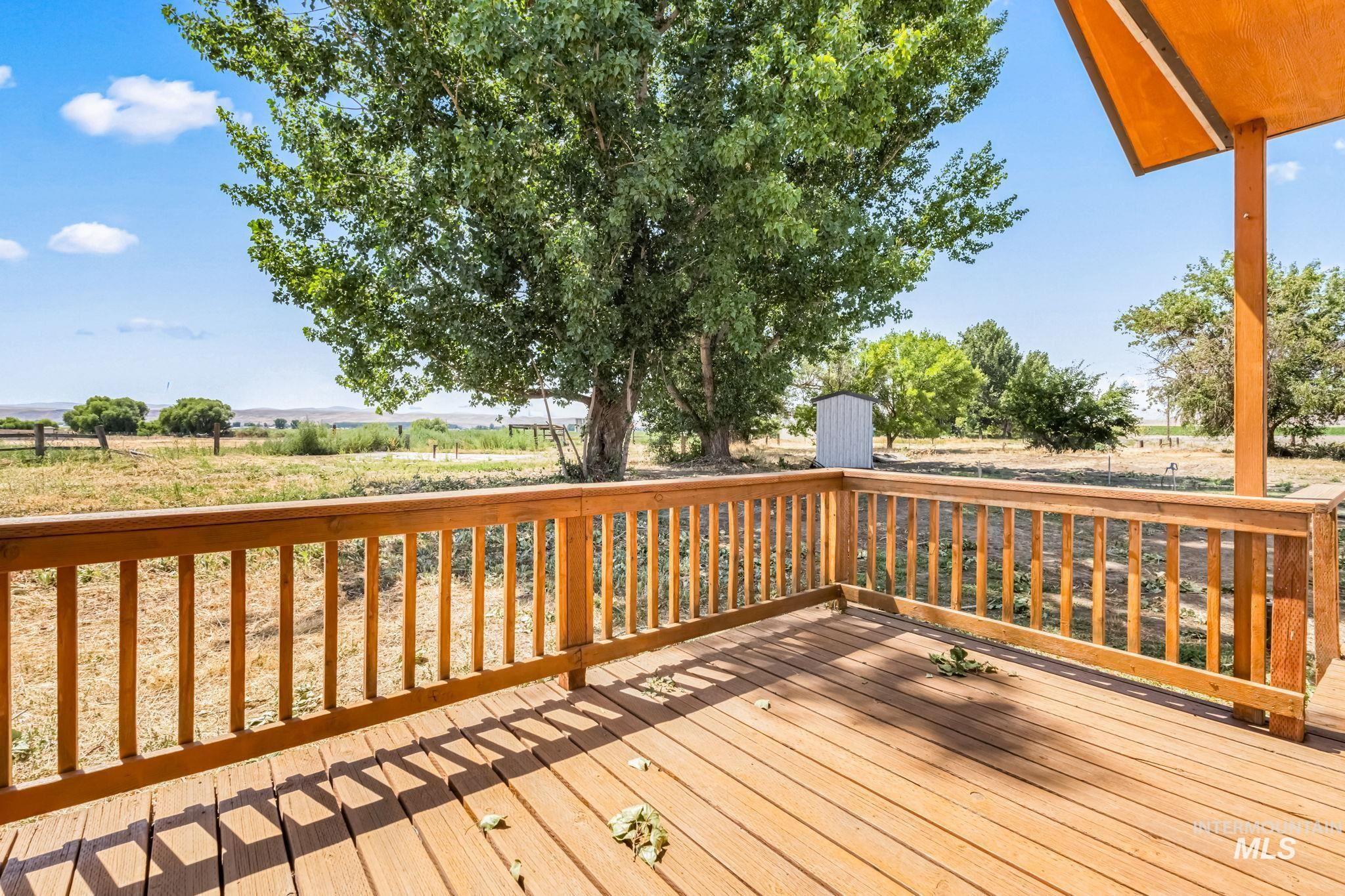 1117 Olds Ferry Rd, Weiser, Idaho 83617, 3 Bedrooms, 3 Bathrooms, Residential For Sale, Price $499,900,MLS 99001264