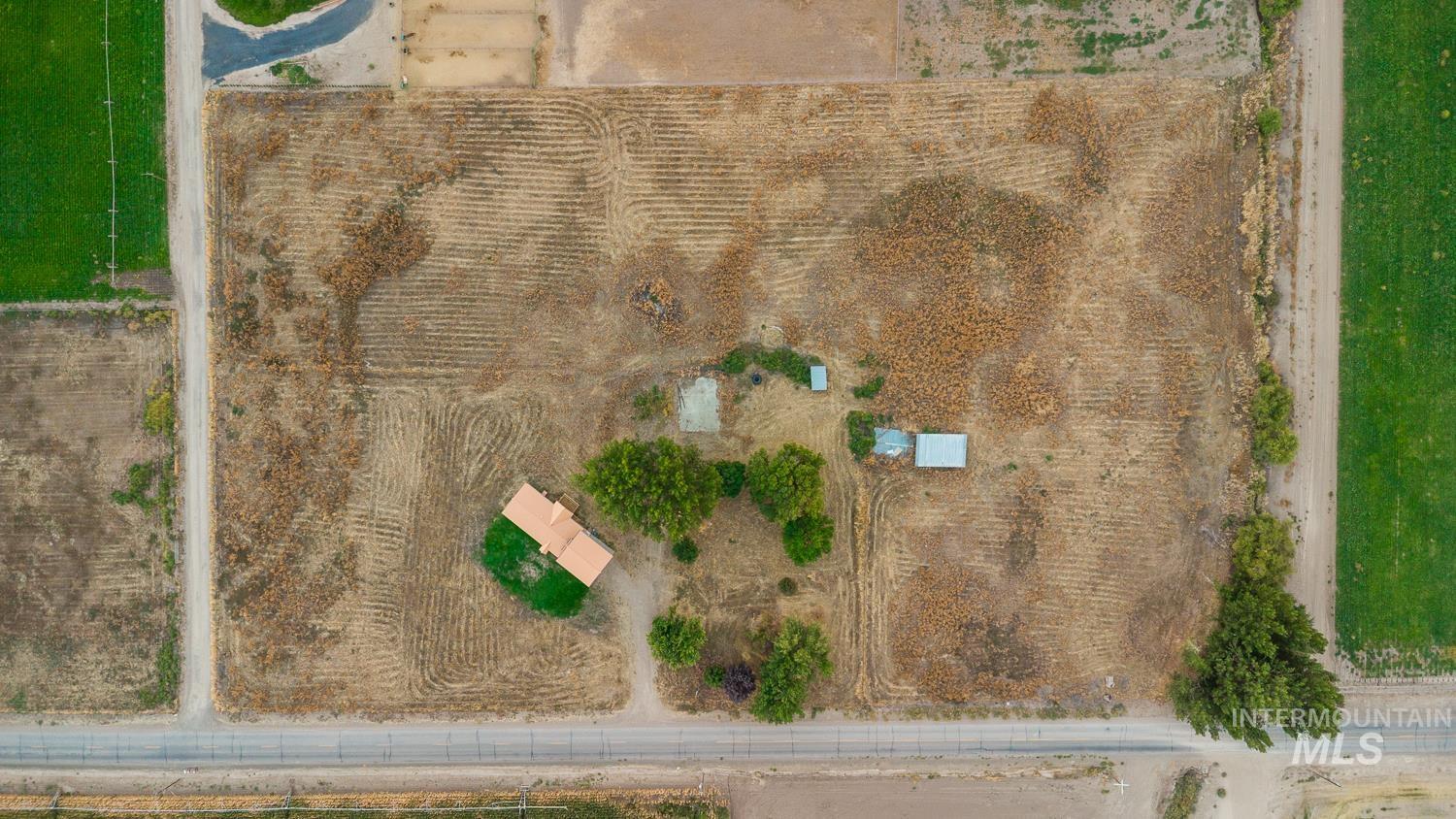 1117 Olds Ferry Rd, Weiser, Idaho 83617, 3 Bedrooms, 3 Bathrooms, Residential For Sale, Price $499,900,MLS 99001264
