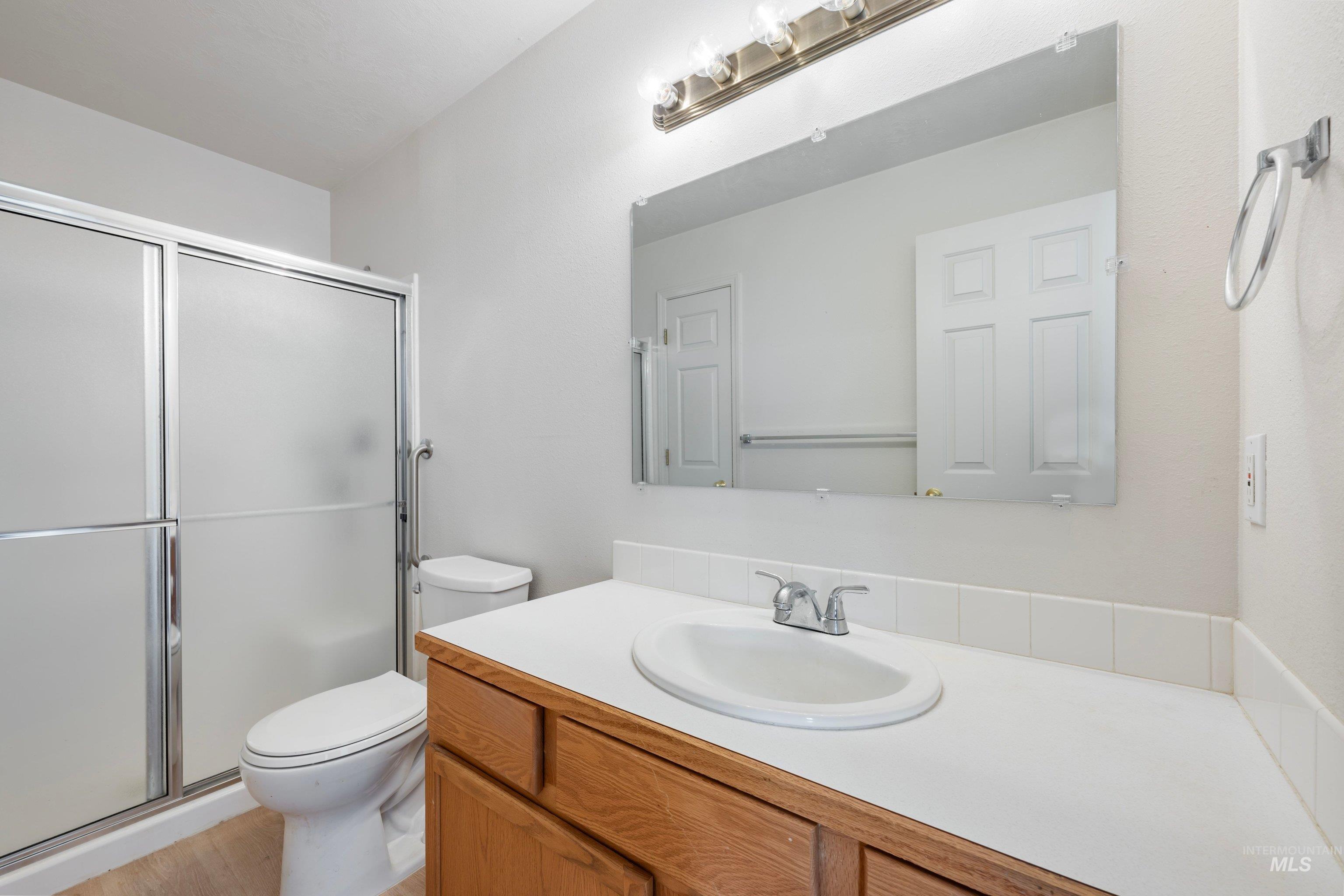 2110 Glenn Way, Caldwell, Idaho 83605, 2 Bedrooms, 2 Bathrooms, Residential For Sale, Price $325,000,MLS 99001265