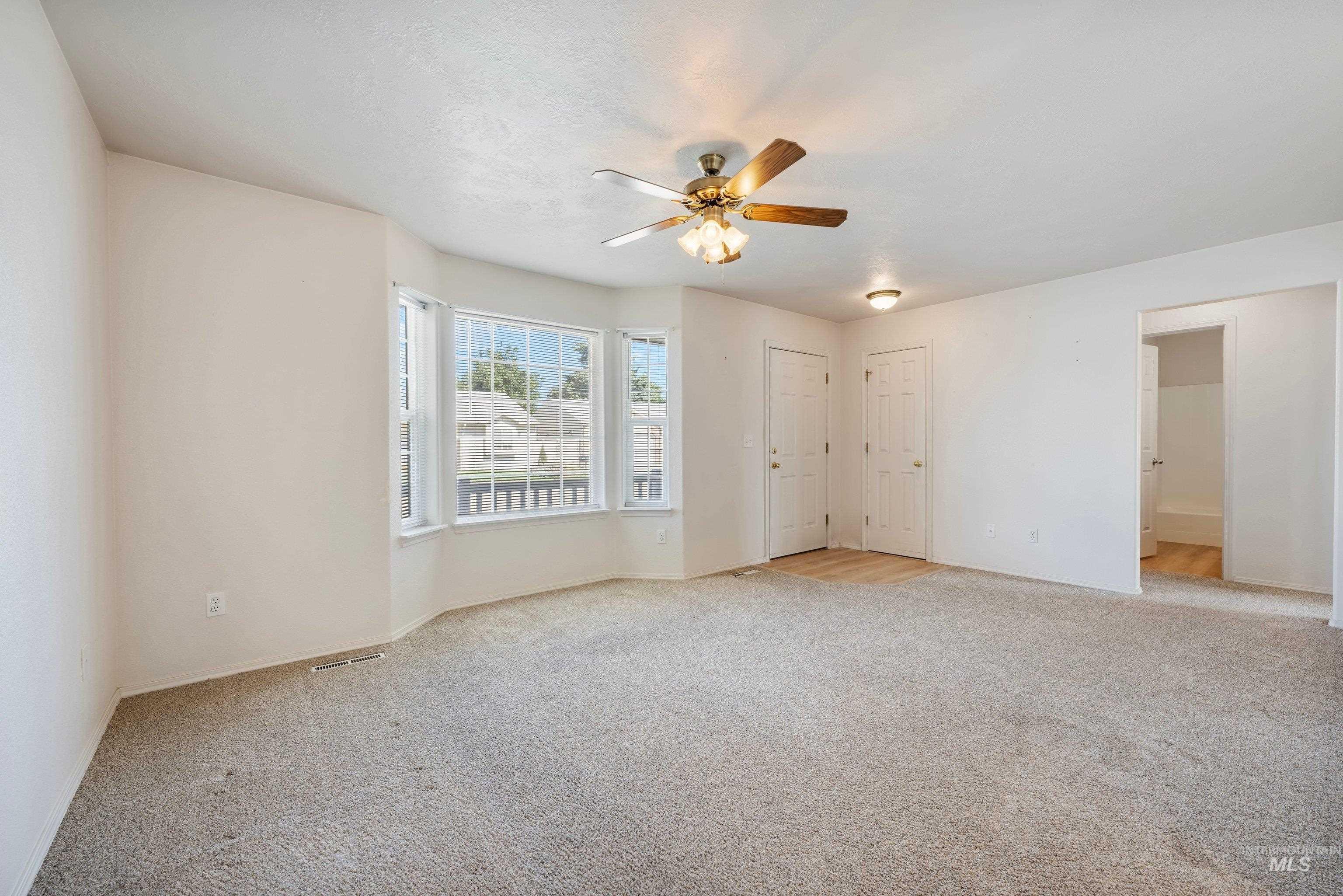 2110 Glenn Way, Caldwell, Idaho 83605, 2 Bedrooms, 2 Bathrooms, Residential For Sale, Price $325,000,MLS 99001265