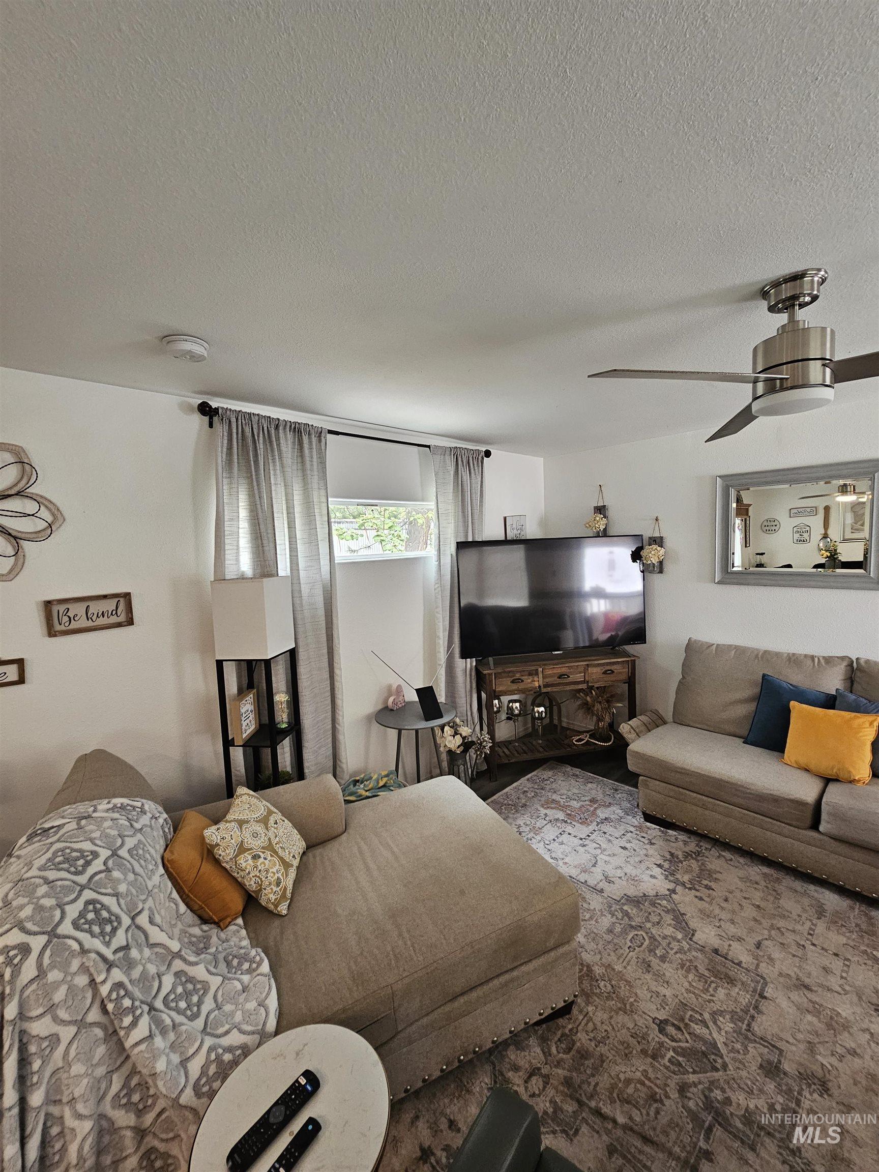 524 N Meadowland Circle, Boise, Idaho 83713, 3 Bedrooms, 2 Bathrooms, Residential For Sale, Price $140,000,MLS 99001266