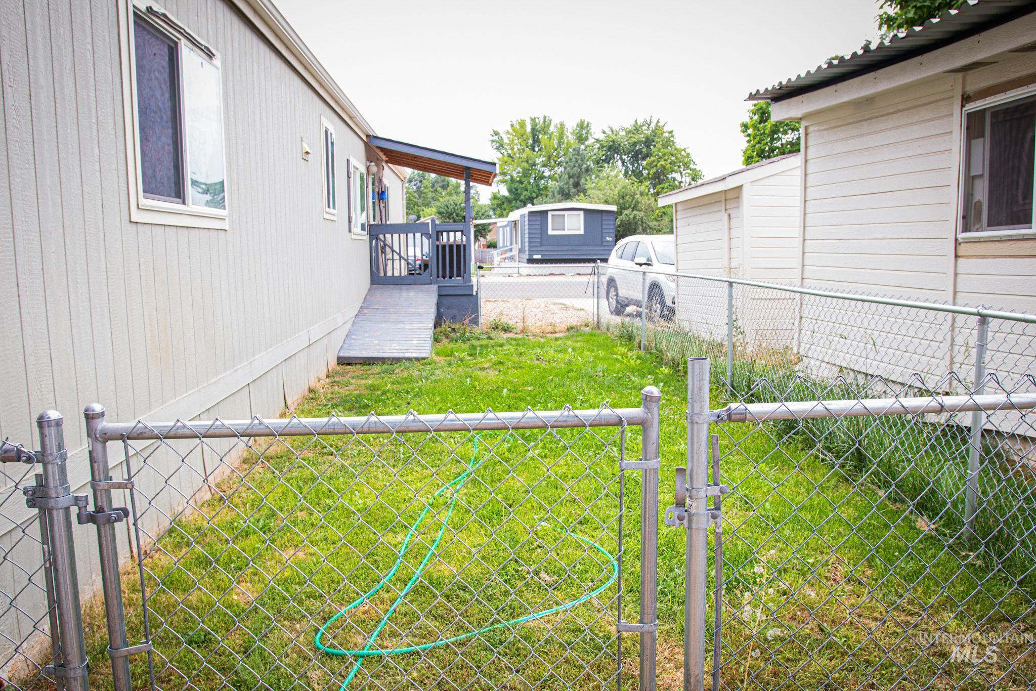 524 N Meadowland Circle, Boise, Idaho 83713, 3 Bedrooms, 2 Bathrooms, Residential For Sale, Price $140,000,MLS 99001266